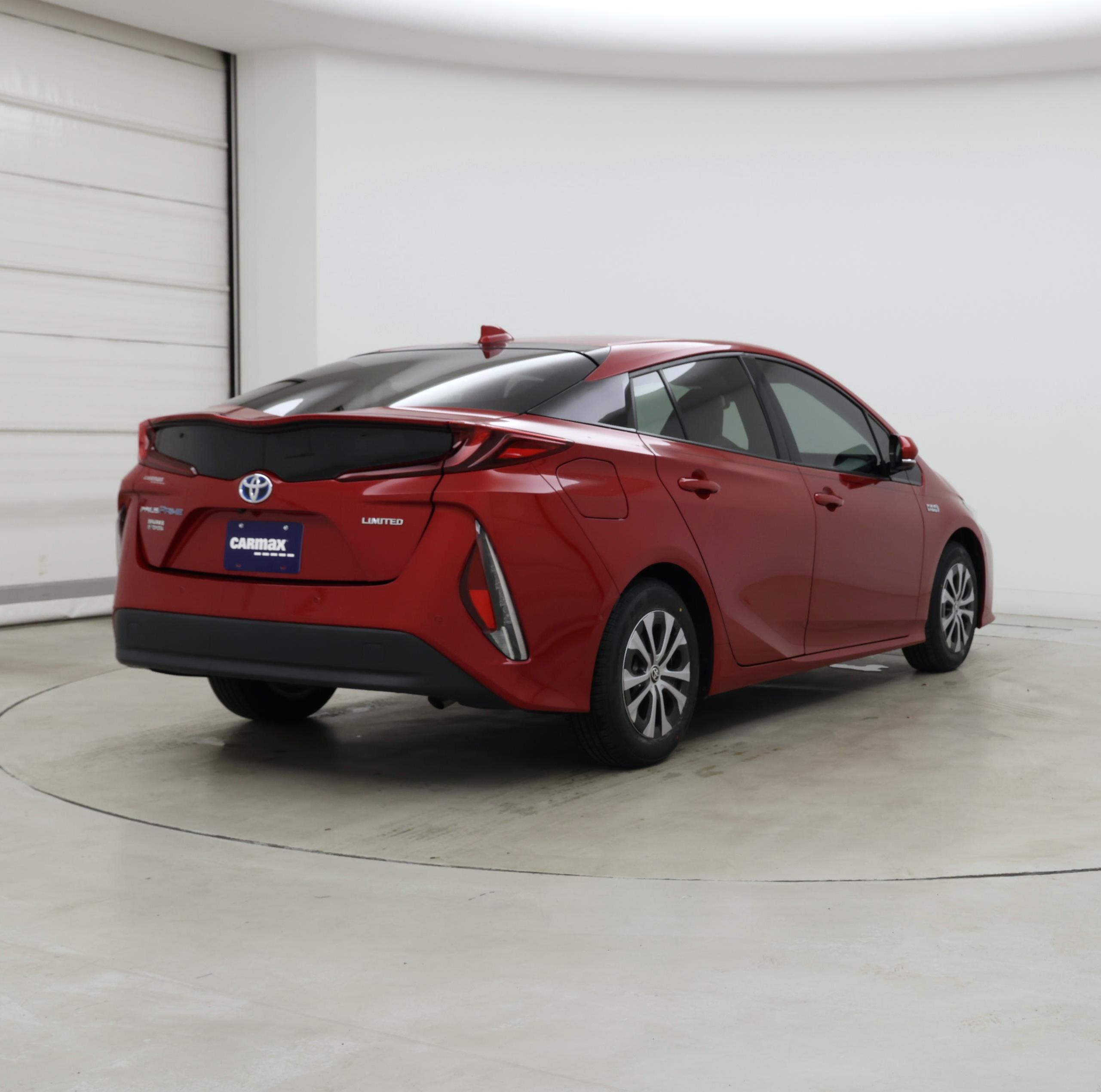 Thumbnail: 2020 Toyota Prius Prime - 8