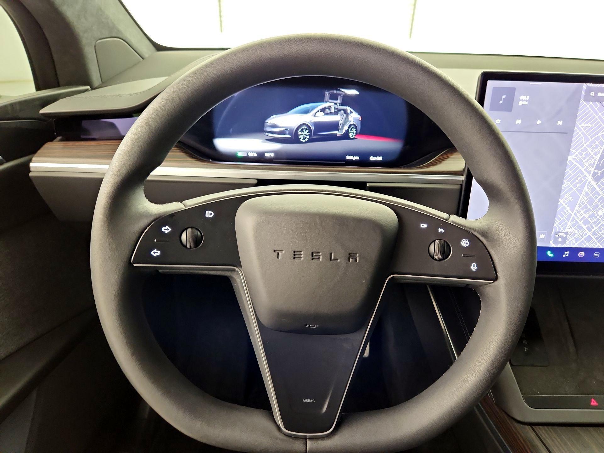 Thumbnail: 2024 Tesla Model X - 10