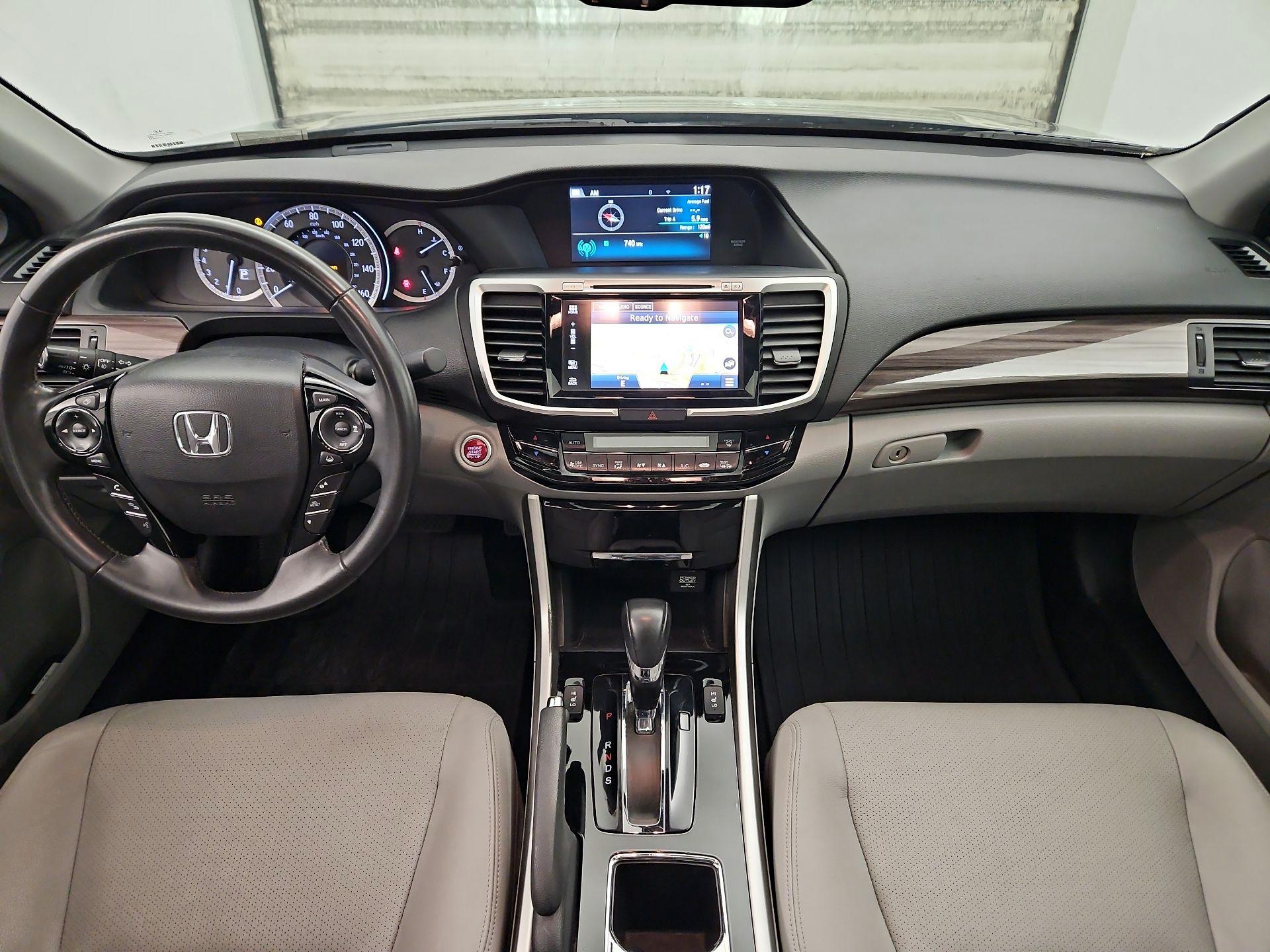 Thumbnail: 2017 Honda Accord - 9
