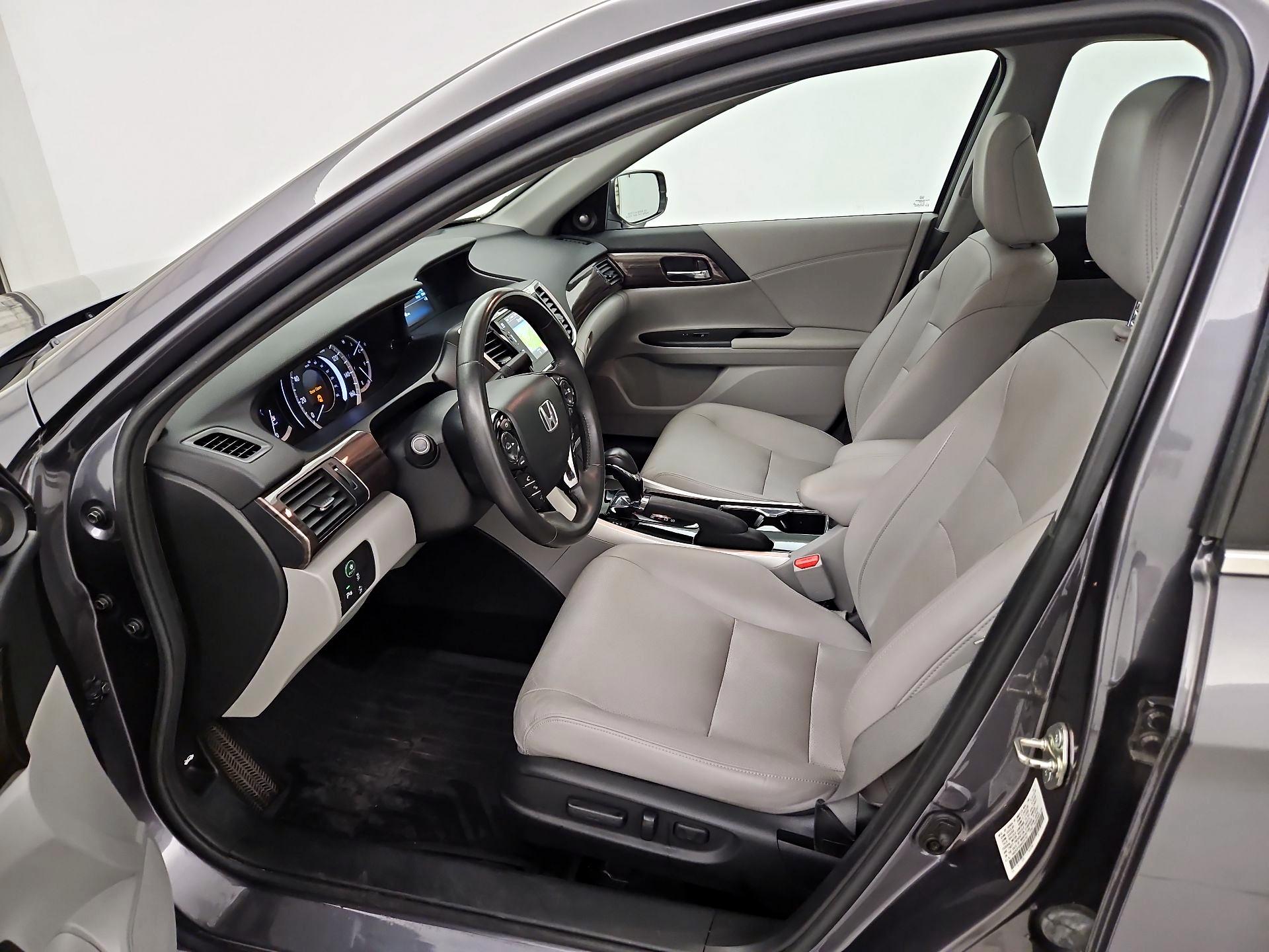 Thumbnail: 2017 Honda Accord - 11