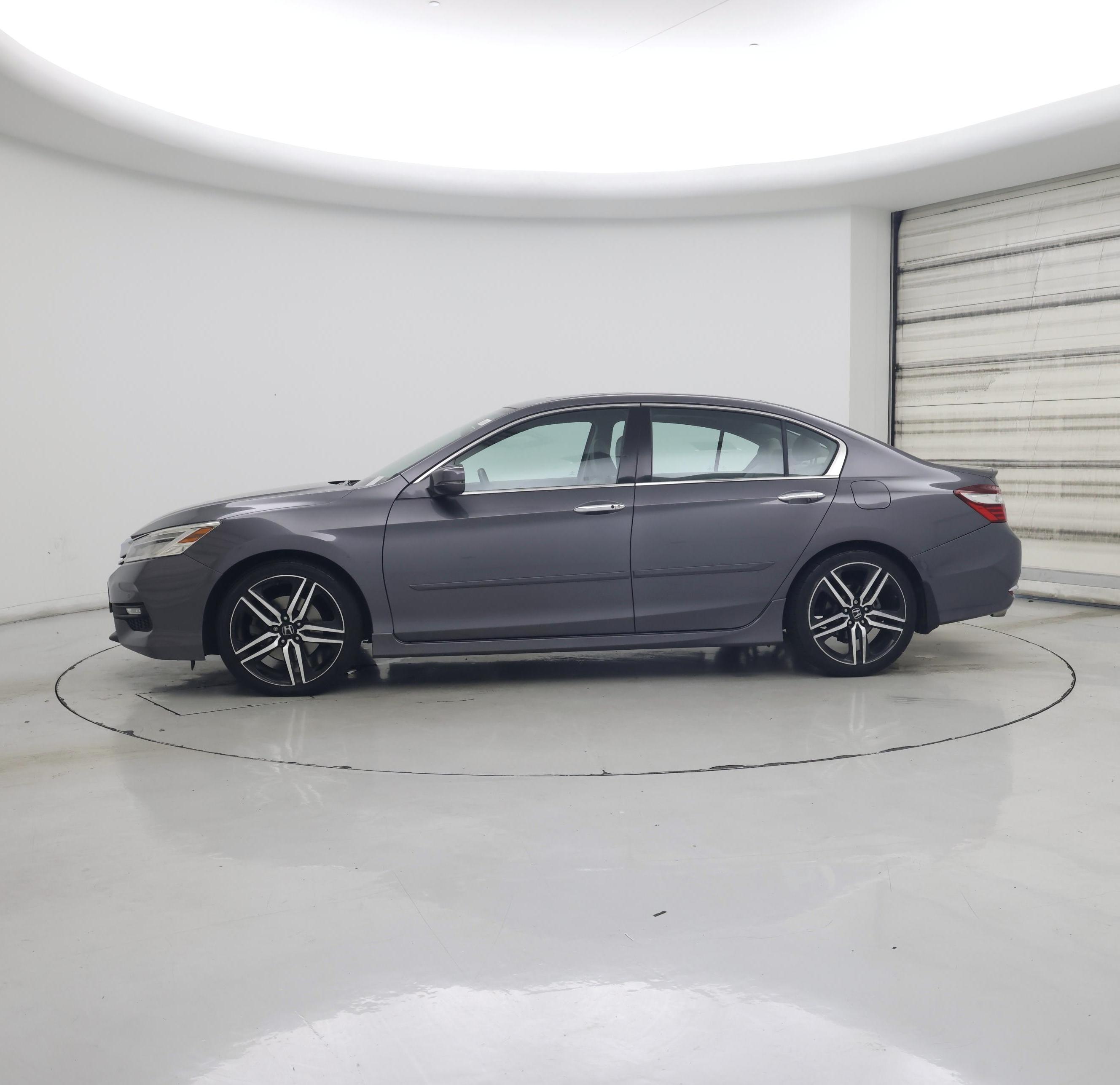 Thumbnail: 2017 Honda Accord - 3