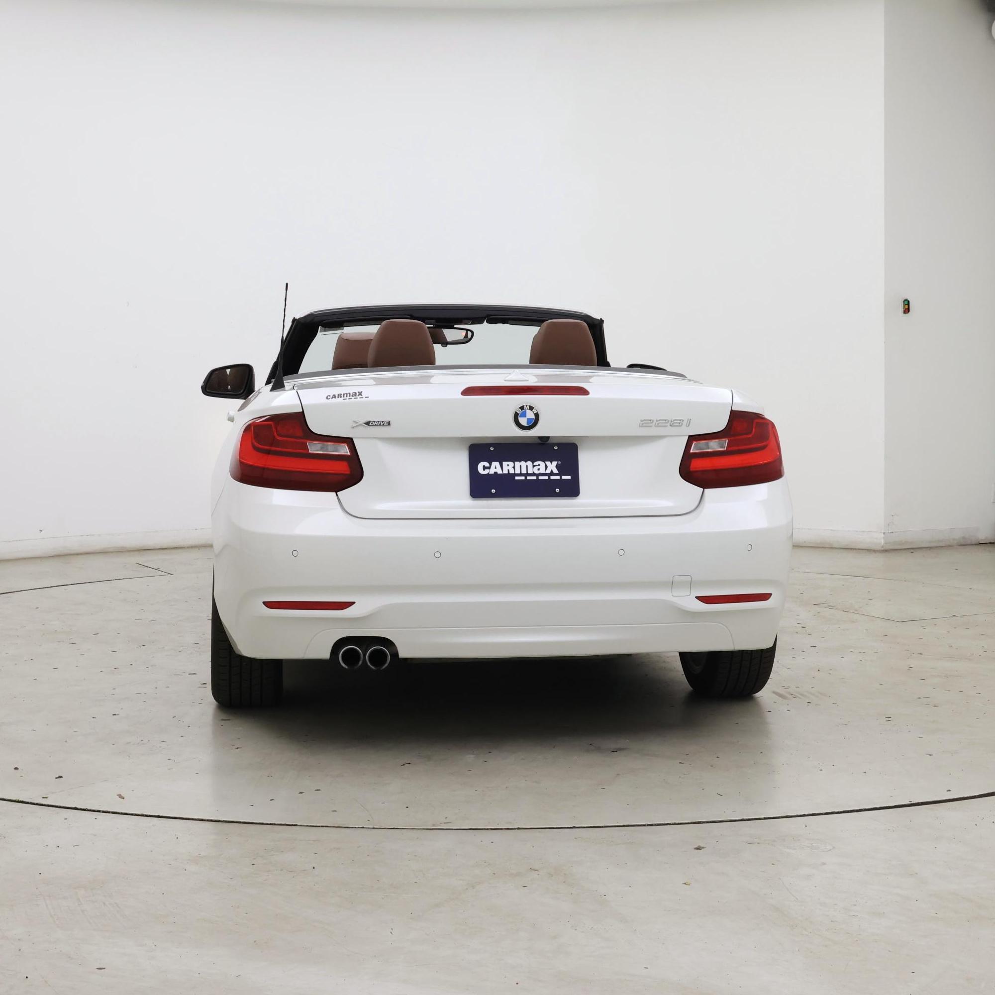 Thumbnail: 2015 BMW 2 Series - 6