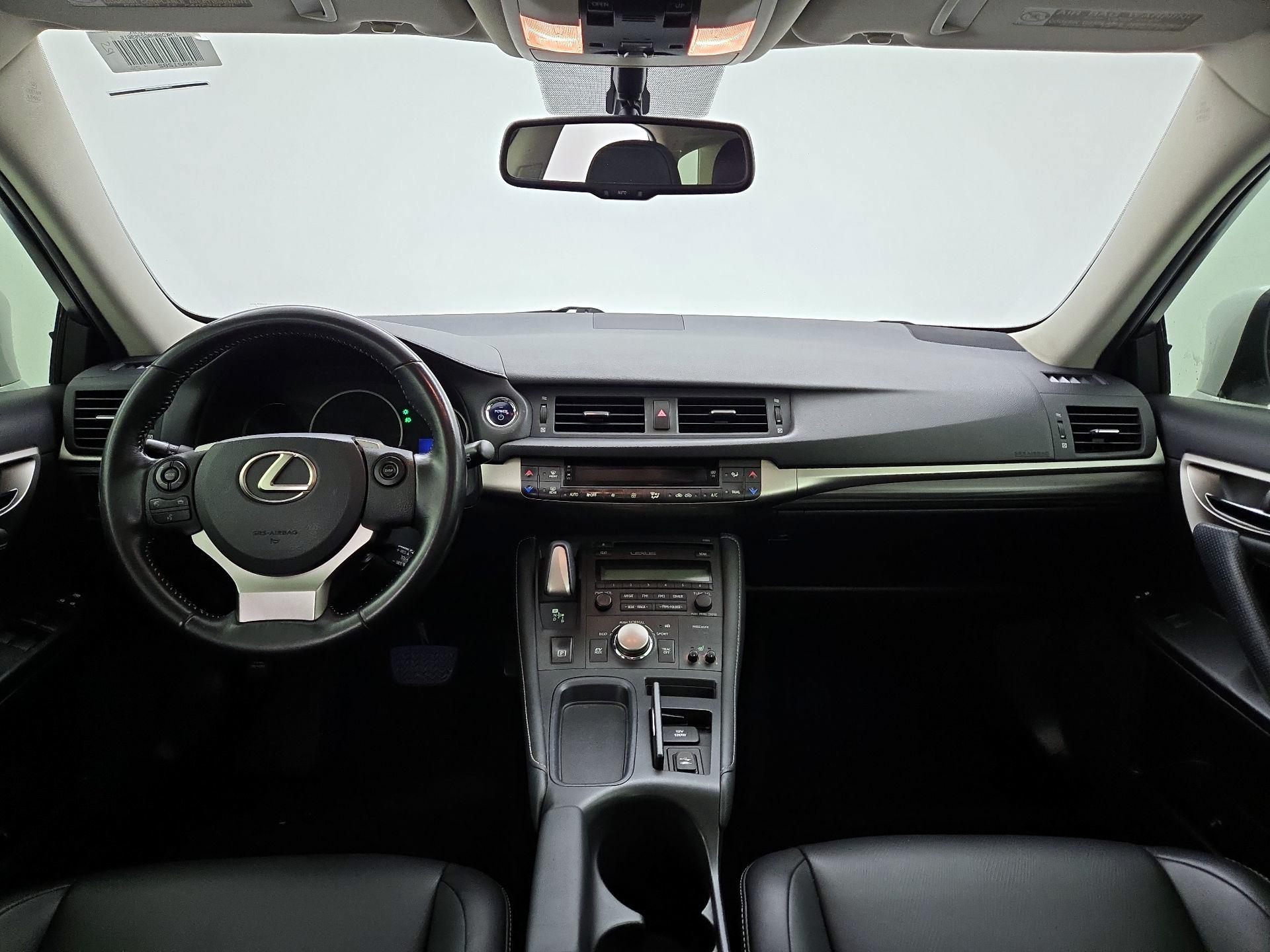 Thumbnail: 2016 Lexus CT - 9