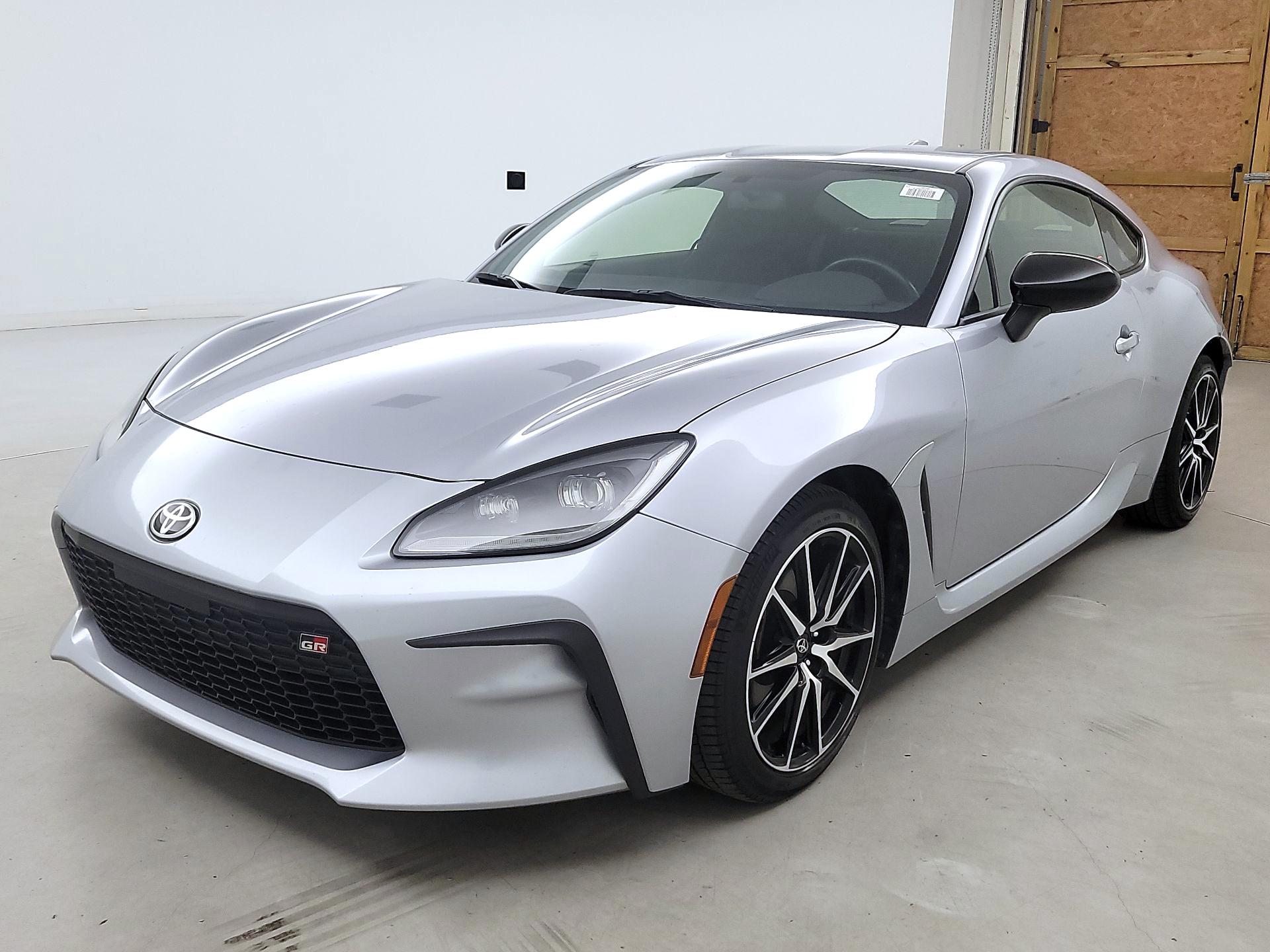 Thumbnail: 2022 Toyota GR86 - 3
