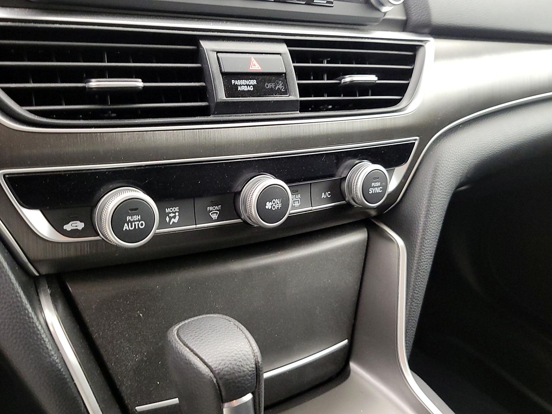 Thumbnail: 2019 Honda Accord - 16