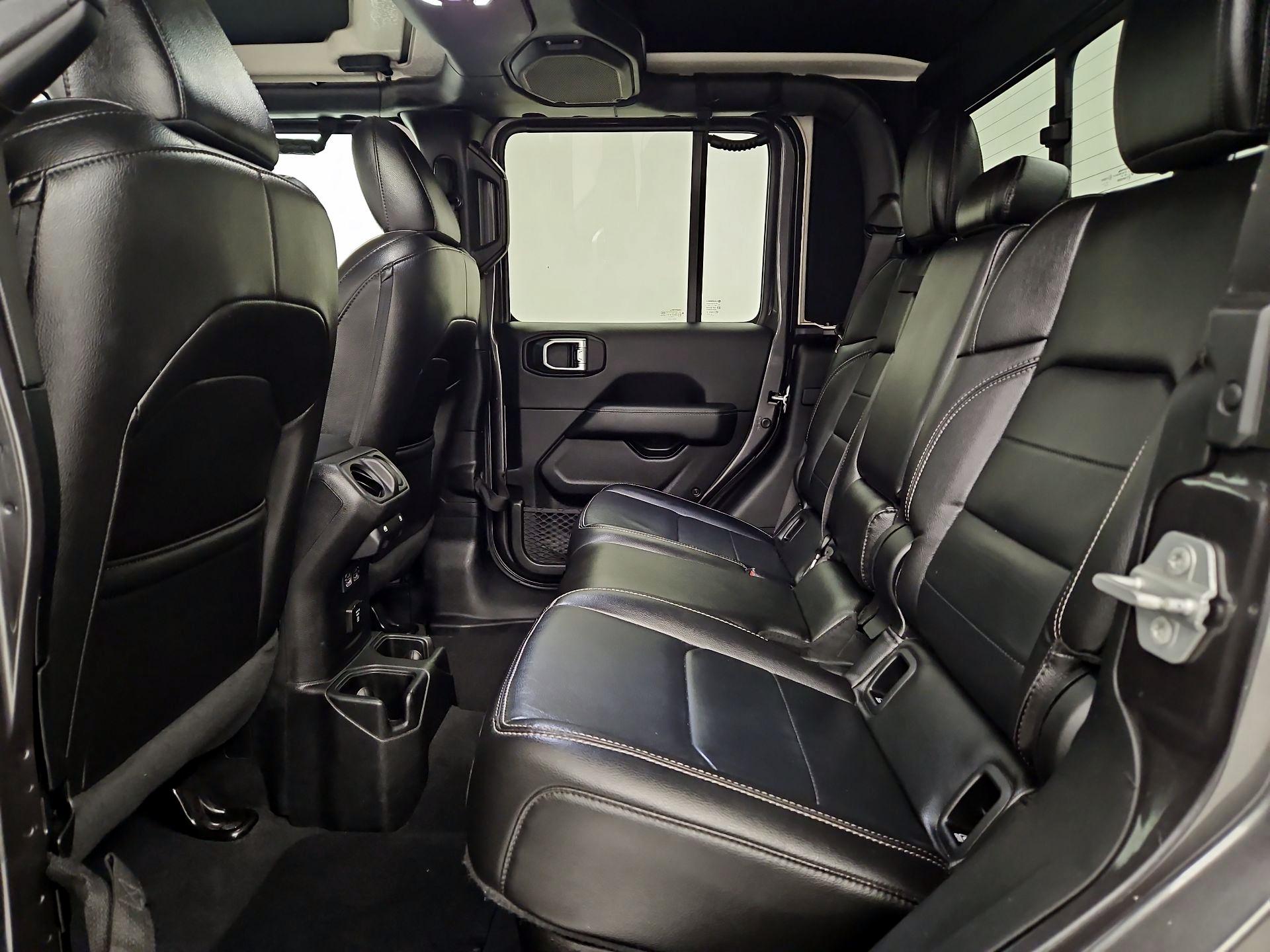 Thumbnail: 2020 Jeep Gladiator - 19