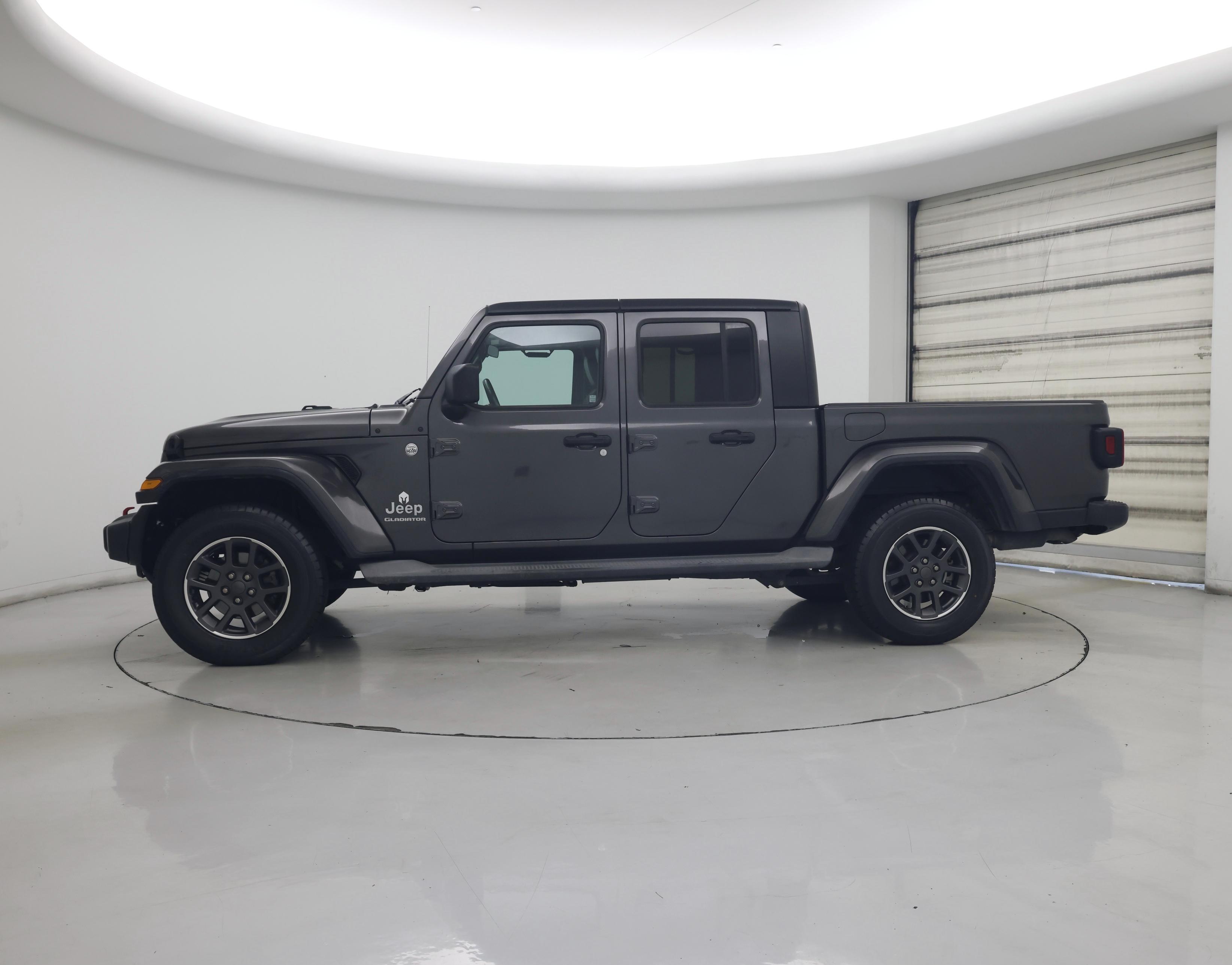 Thumbnail: 2020 Jeep Gladiator - 3