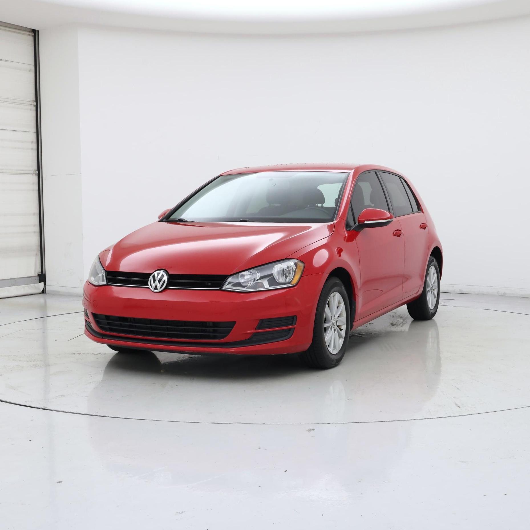 Thumbnail: 2017 Volkswagen Golf - 4