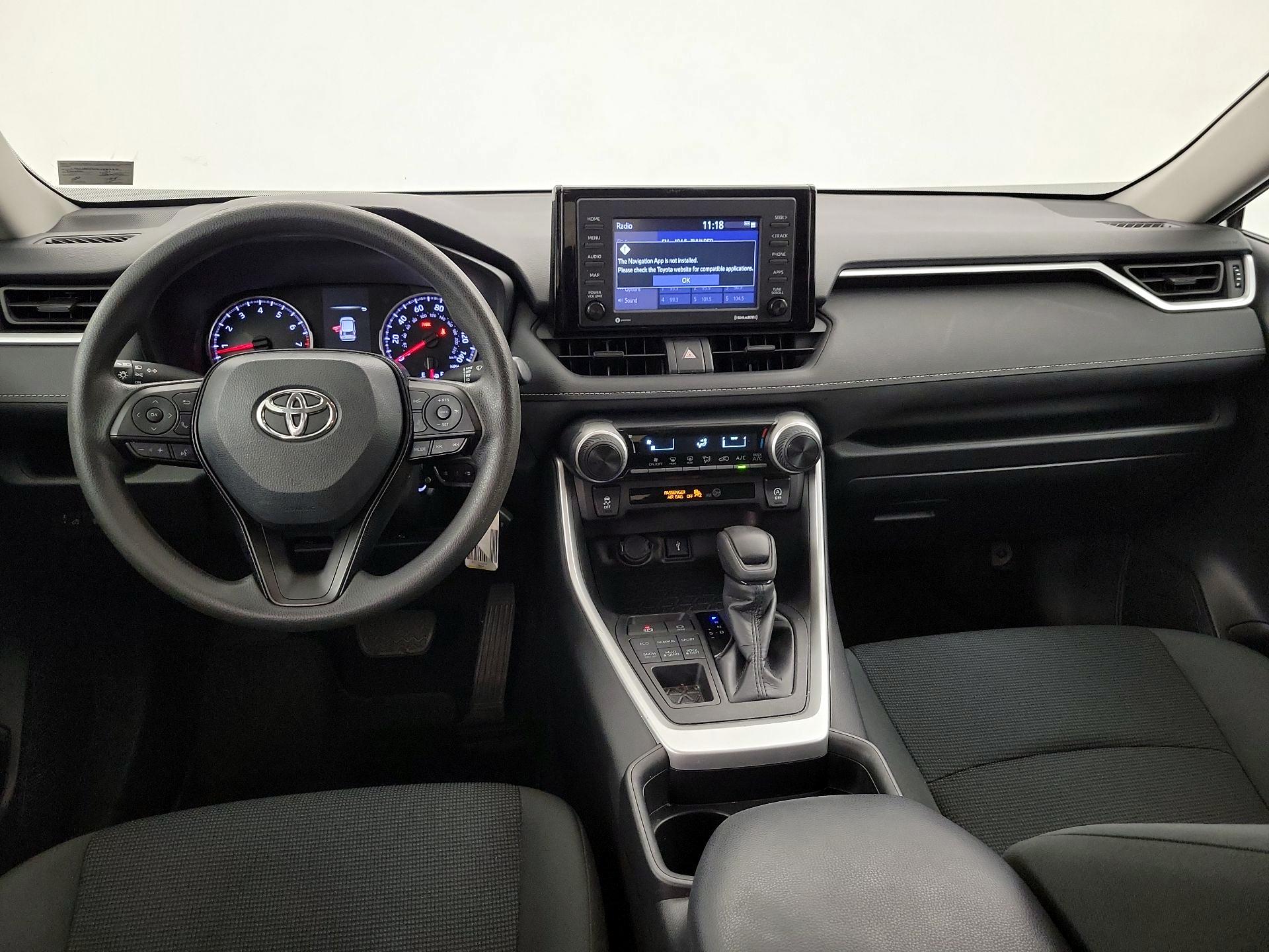 Thumbnail: 2021 Toyota RAV4 - 9