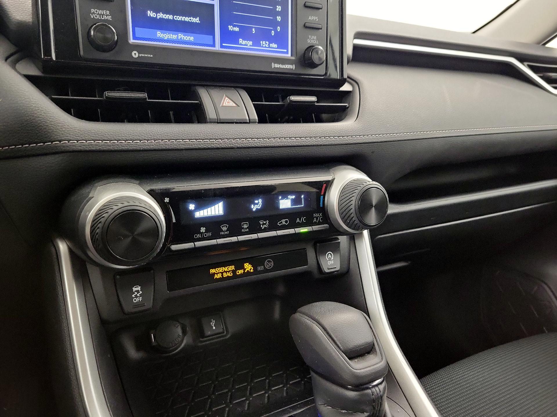 Thumbnail: 2021 Toyota RAV4 - 16