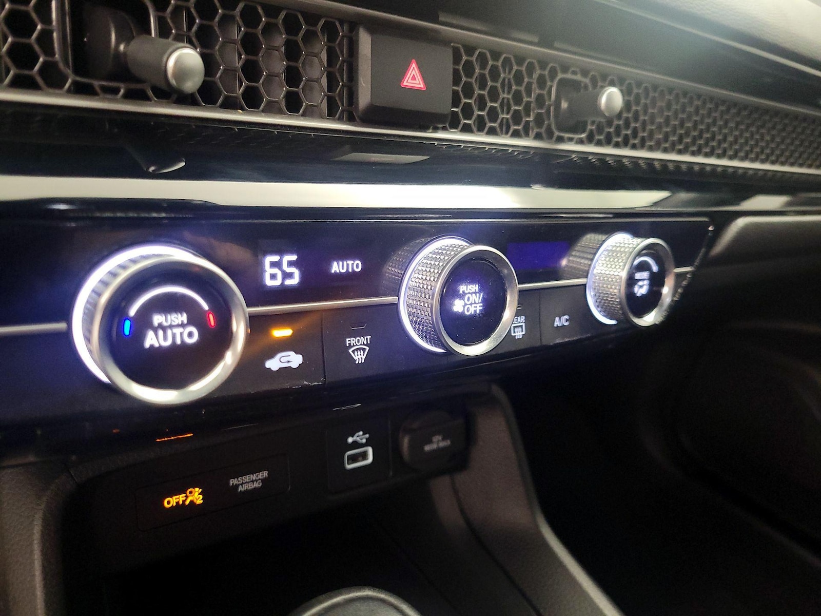 2023 Honda Civic Hatchback Sport - Photo 17