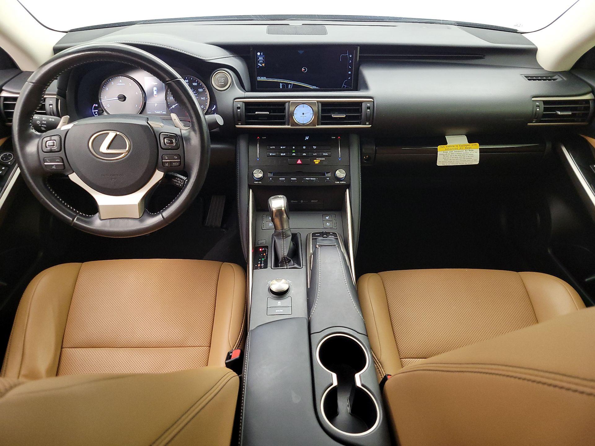 Thumbnail: 2017 Lexus IS - 9