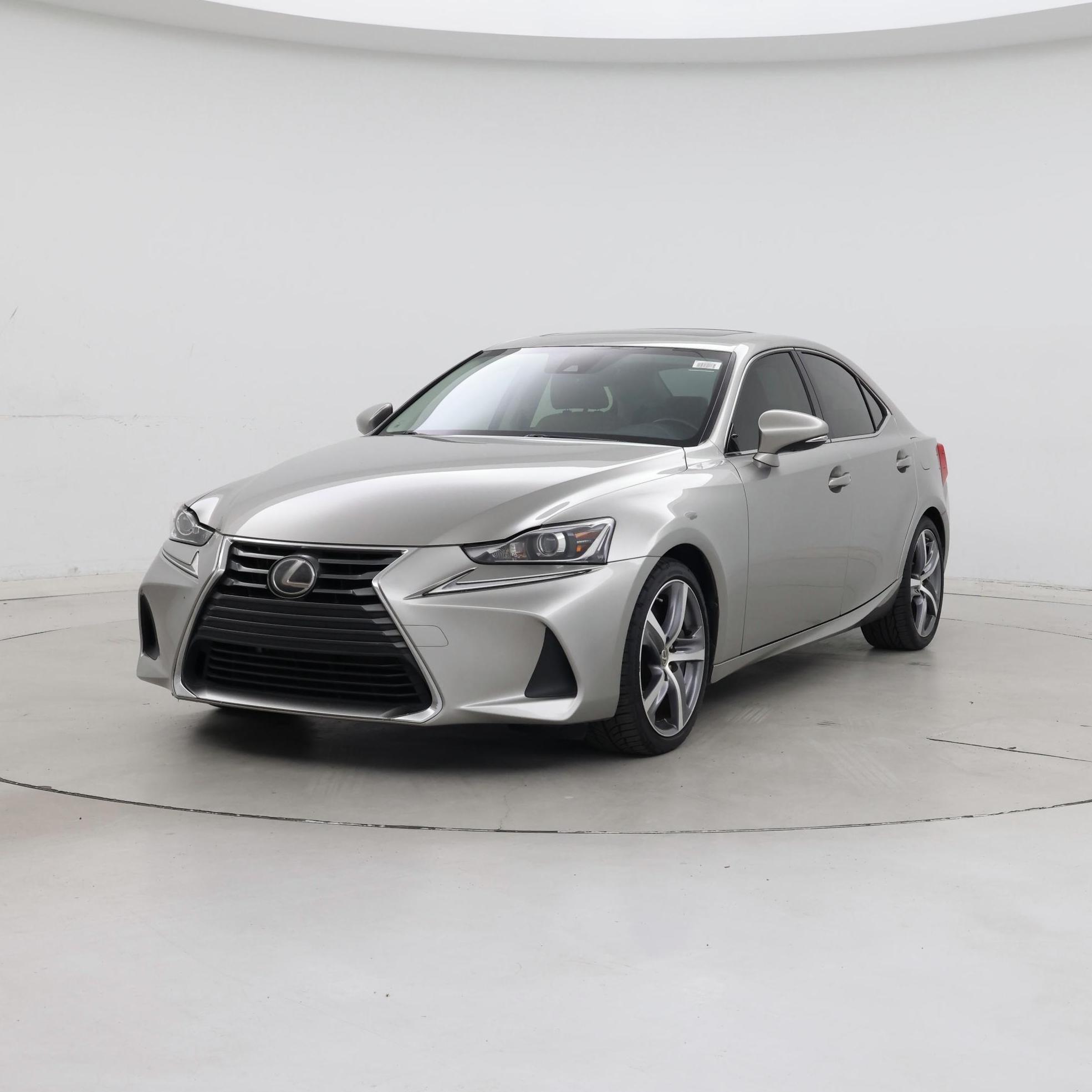 Thumbnail: 2017 Lexus IS - 4