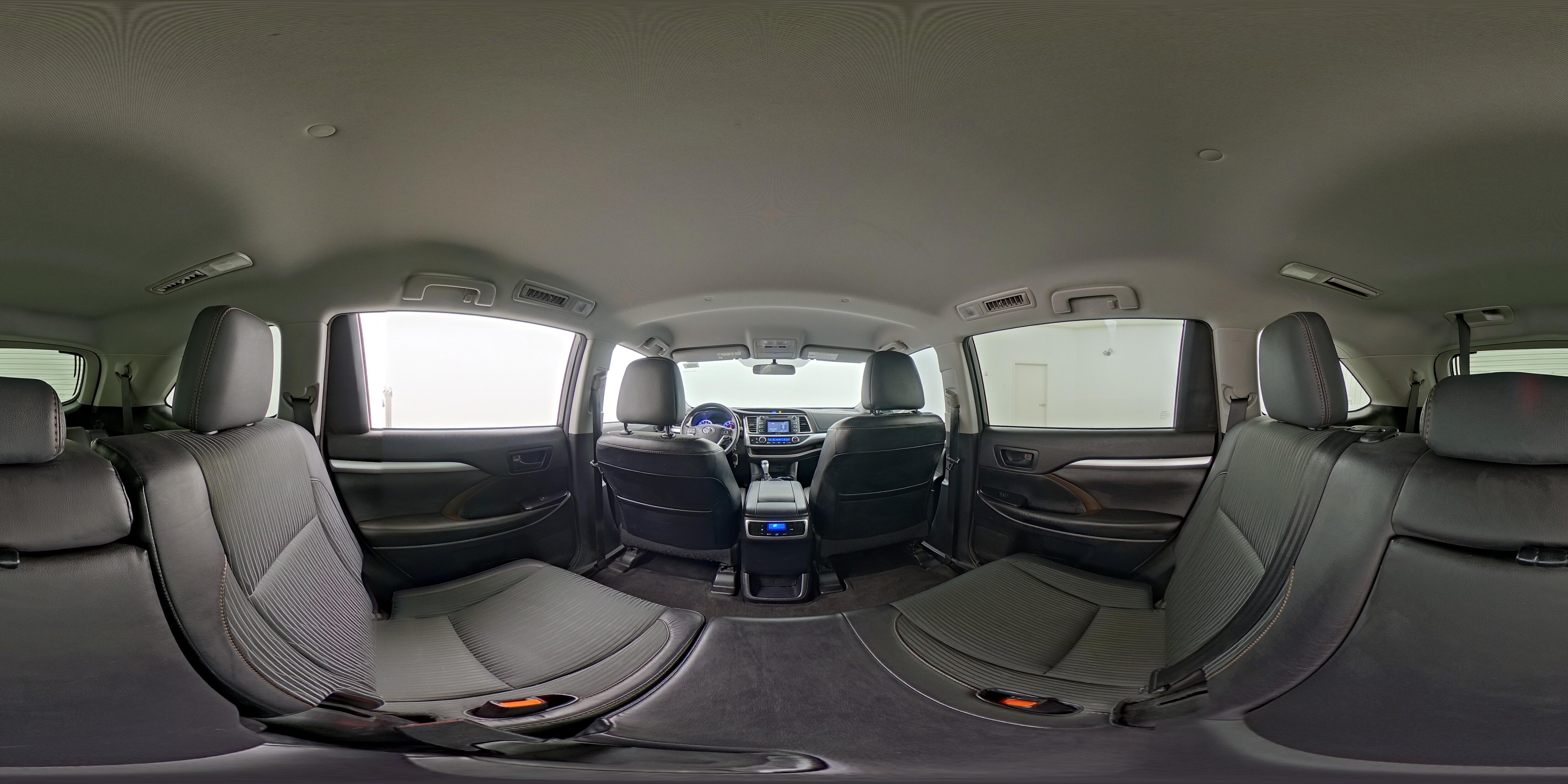 2015 Toyota Highlander LE - Photo 27