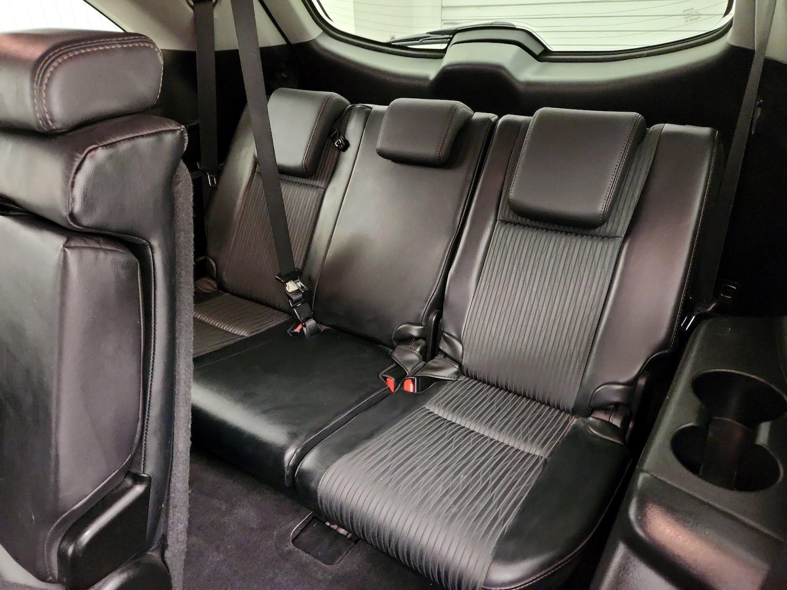 2015 Toyota Highlander LE - Photo 21