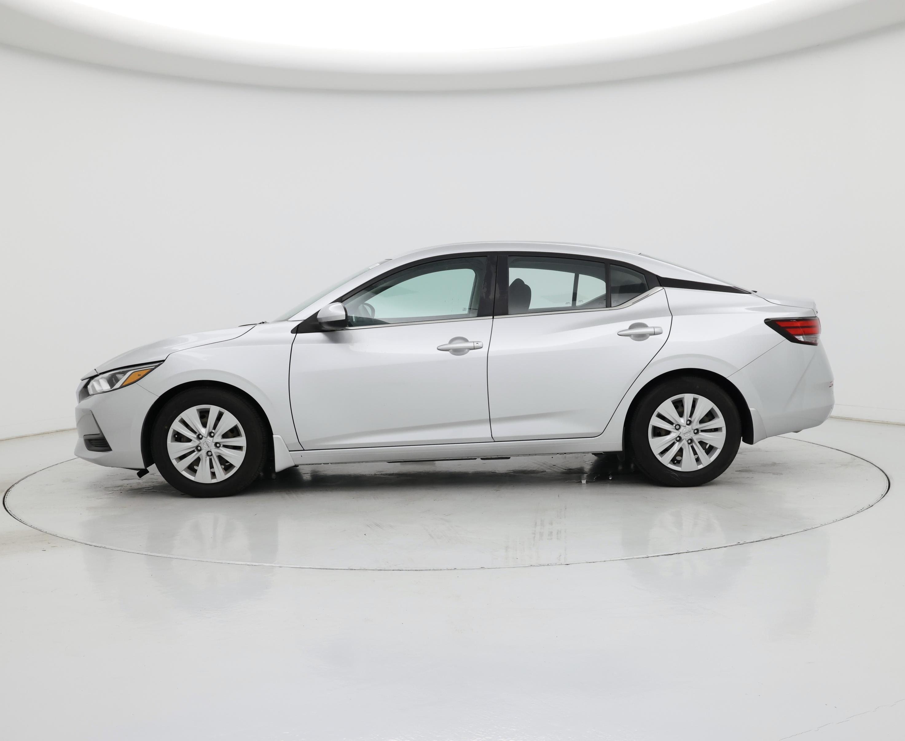 Thumbnail: 2021 Nissan Sentra - 3