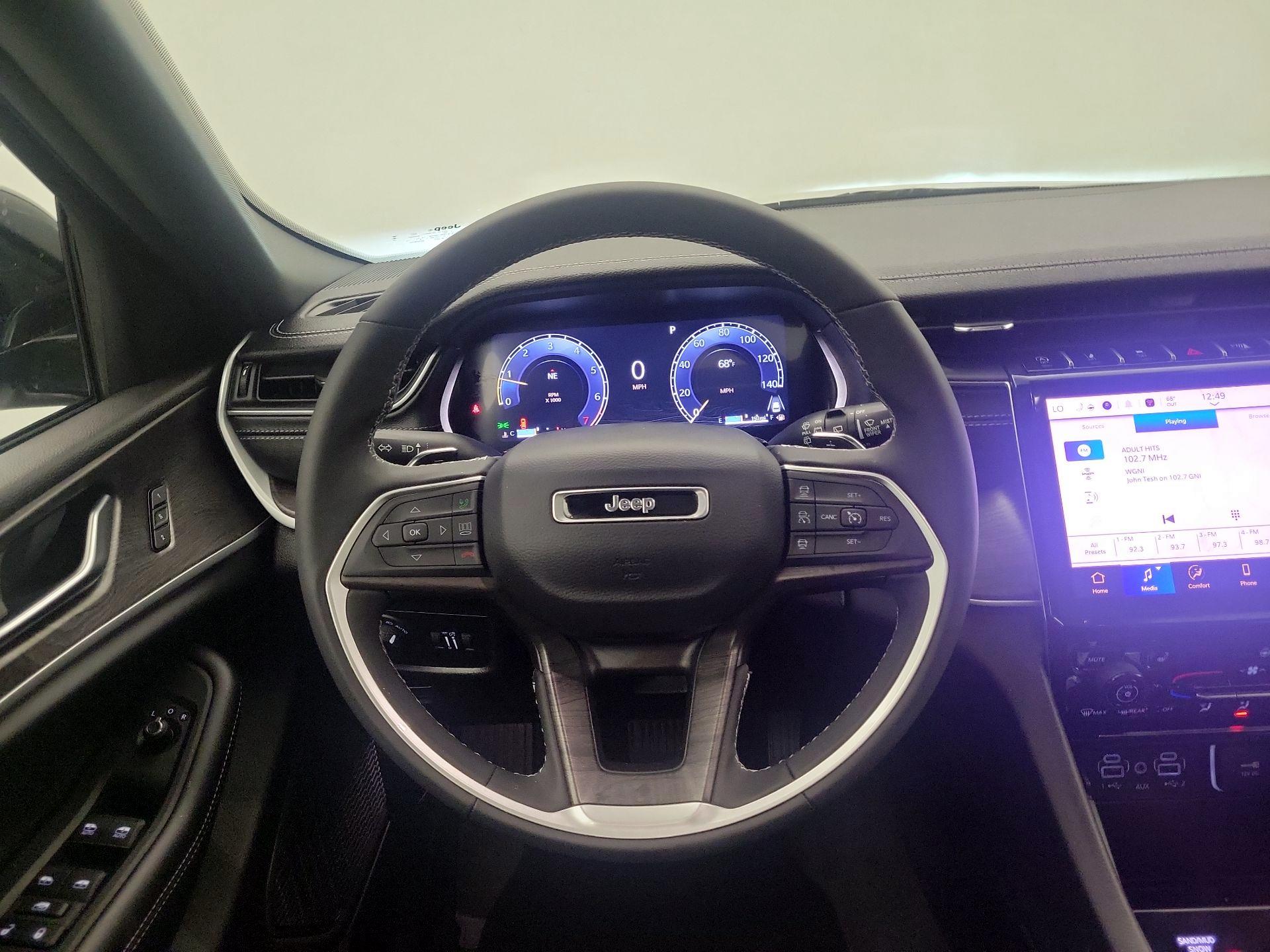Thumbnail: 2025 Jeep Grand Cherokee - 10