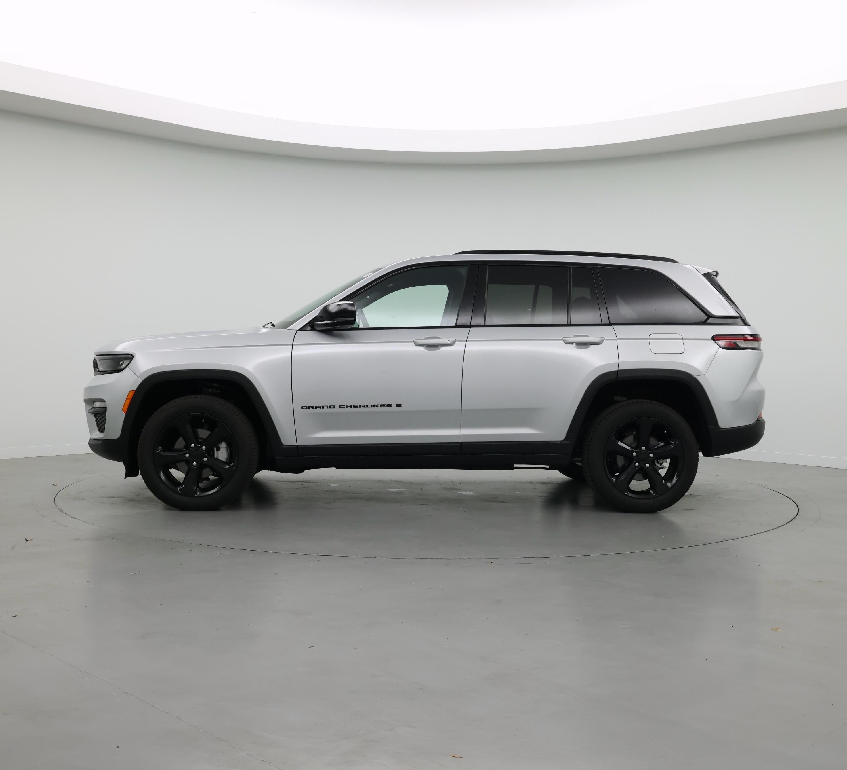 Thumbnail: 2025 Jeep Grand Cherokee - 3