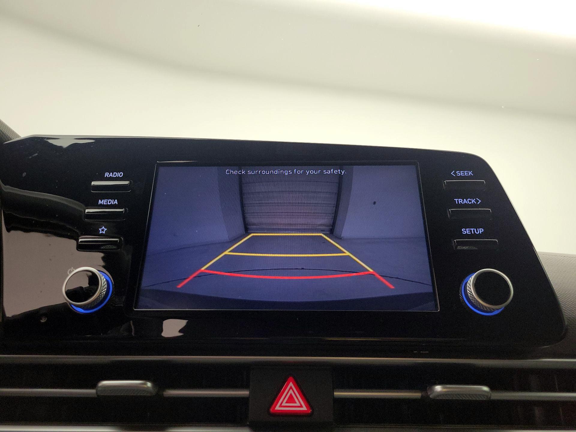 Thumbnail: 2022 Hyundai Elantra - 14