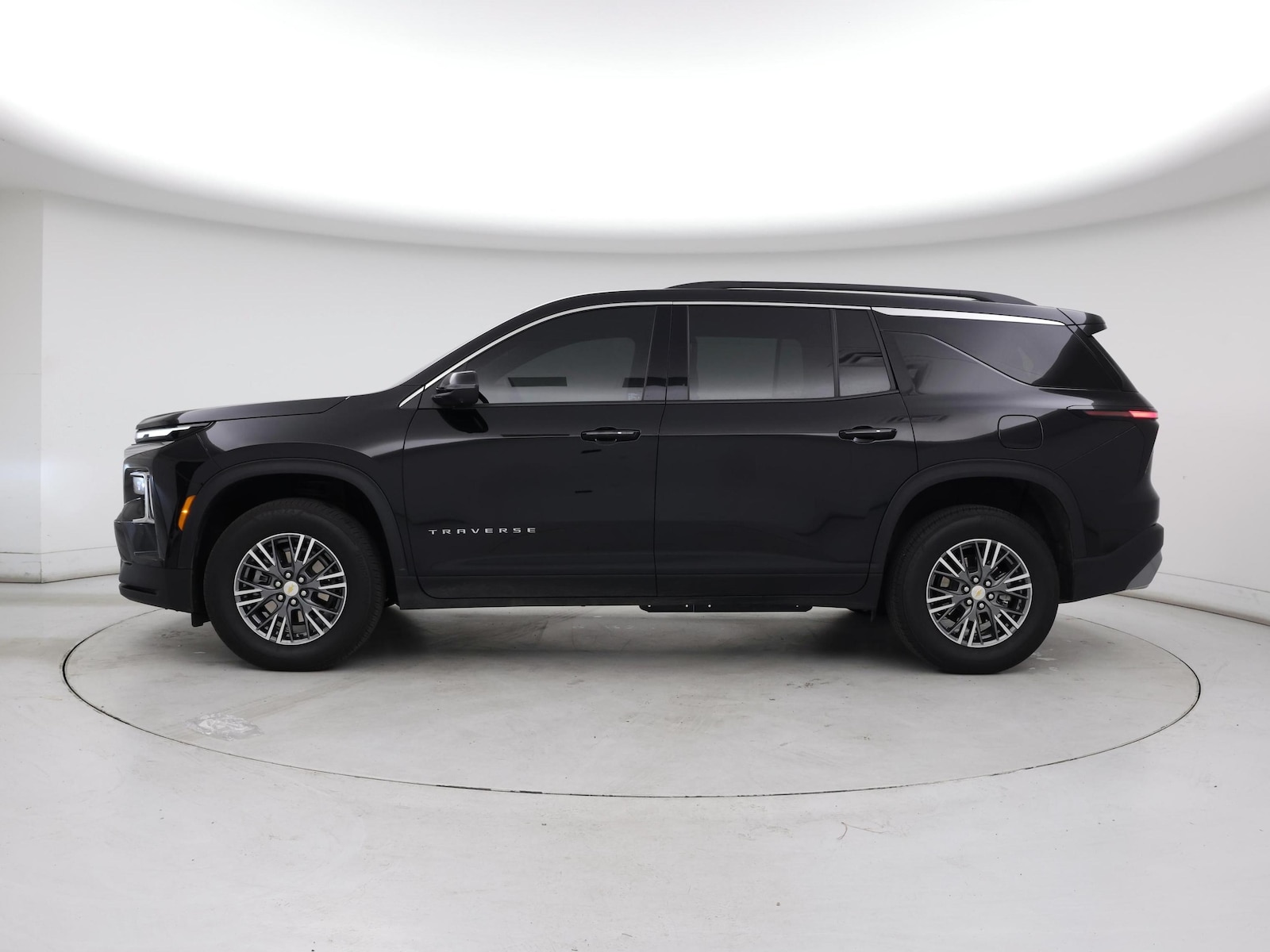 2024 Chevrolet Traverse 1LT - Photo 4
