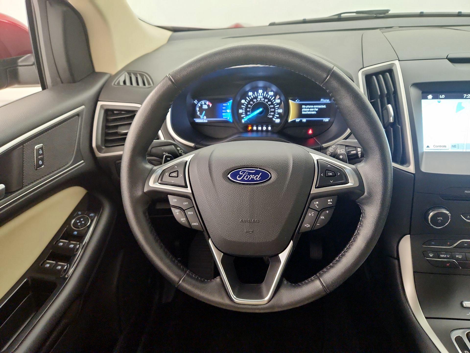 Thumbnail: 2017 Ford Edge - 10