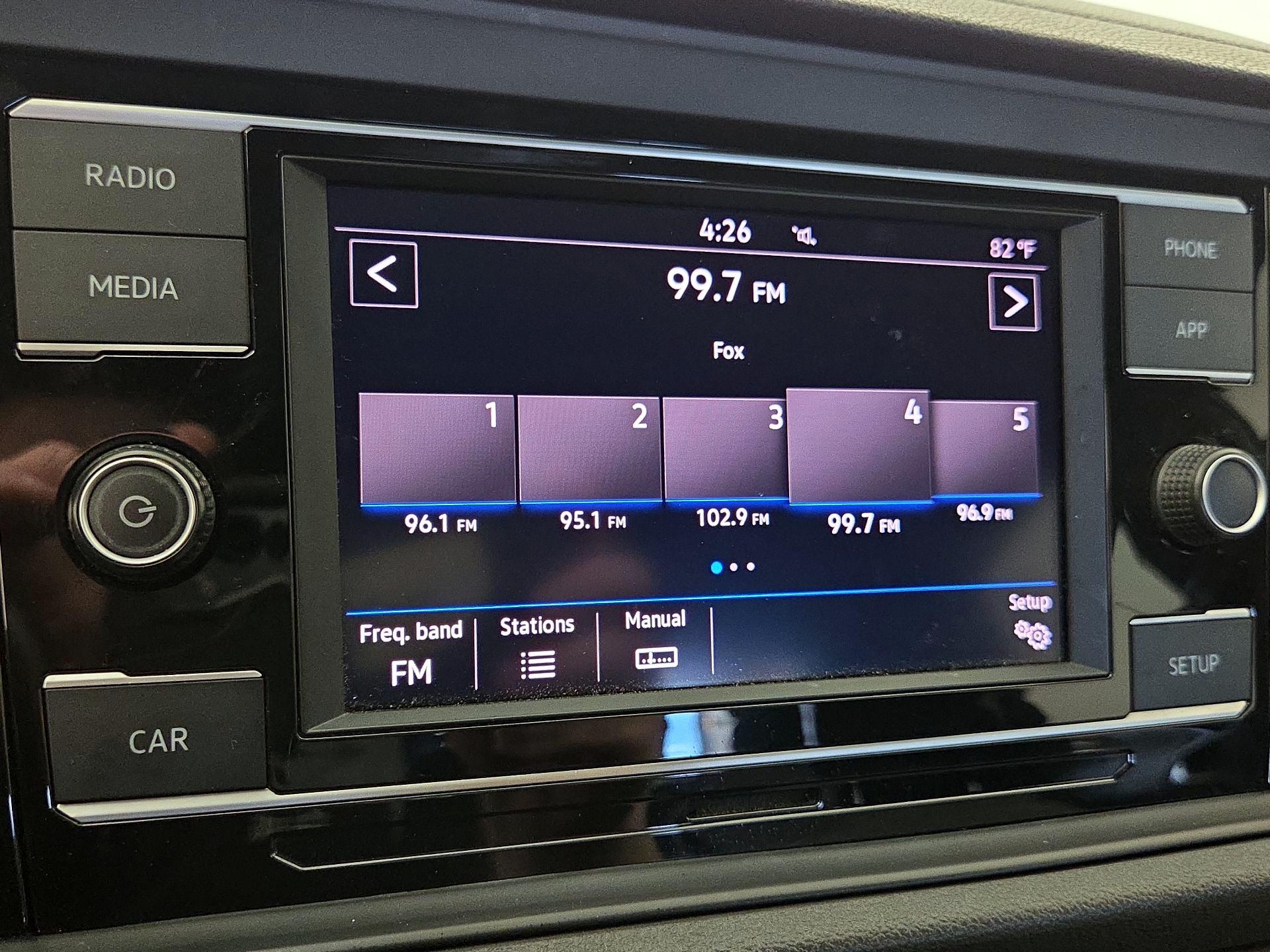 Thumbnail: 2019 Volkswagen Jetta - 15