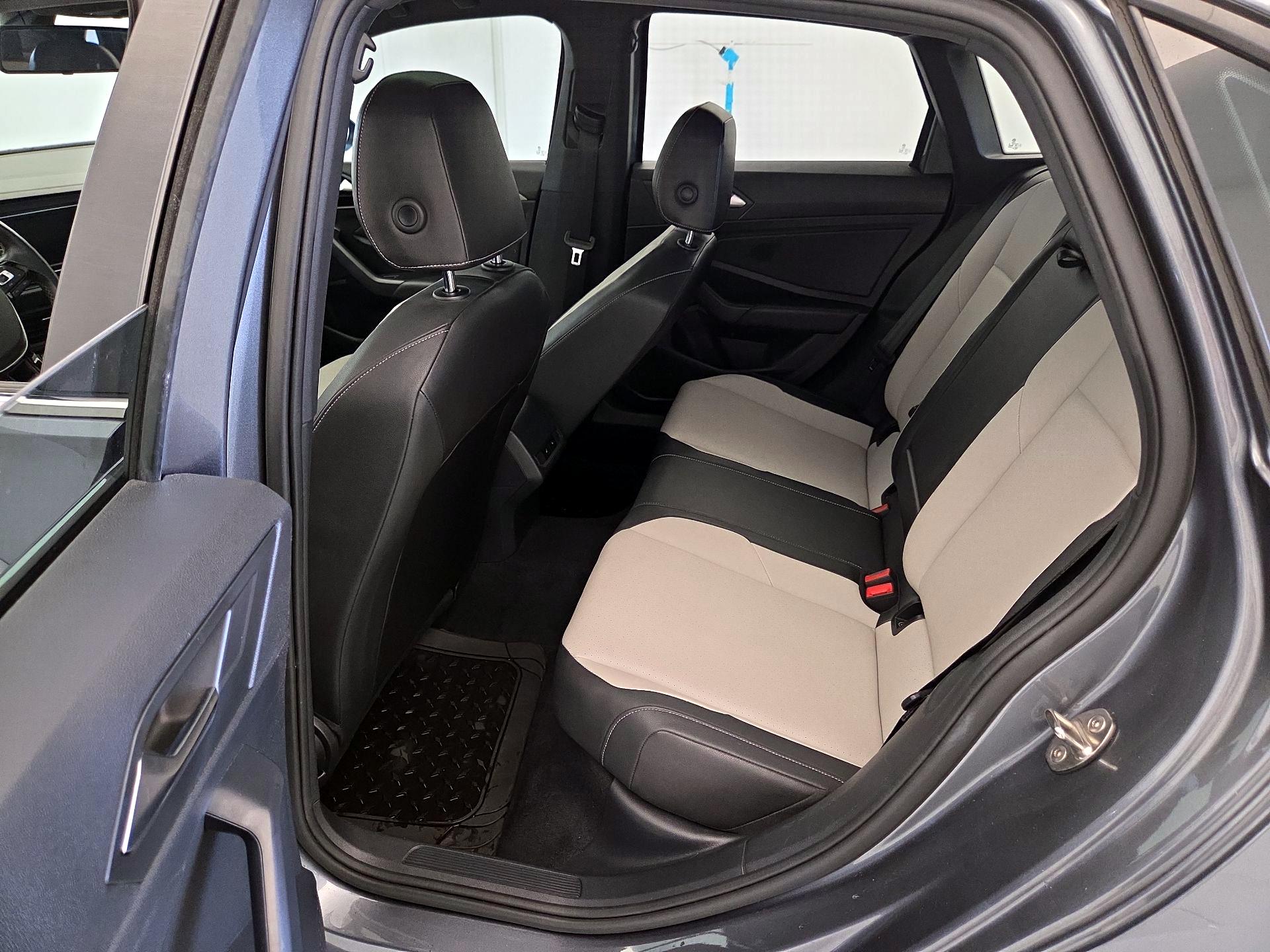 Thumbnail: 2019 Volkswagen Jetta - 20