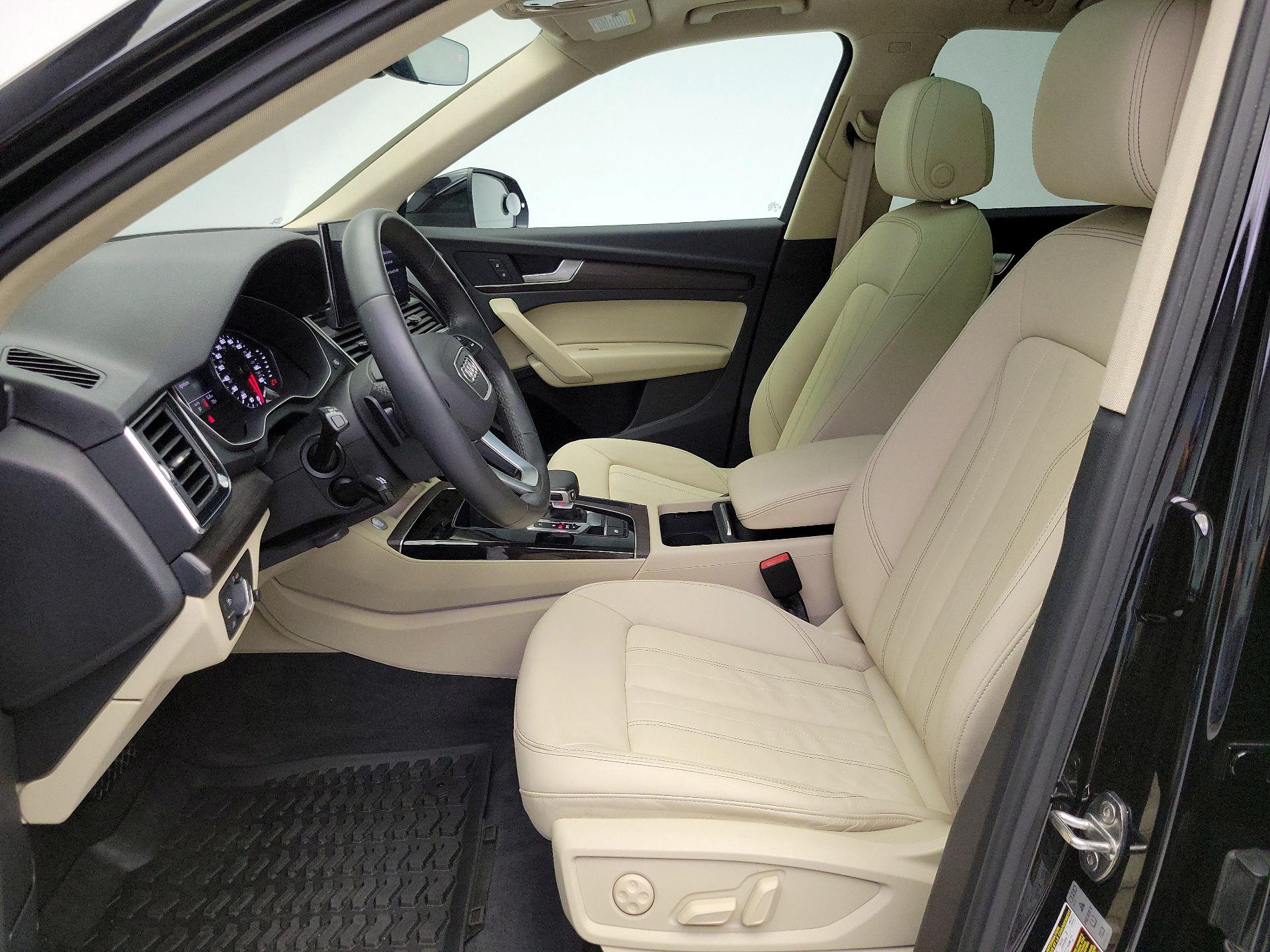 Thumbnail: 2022 Audi Q5 - 11