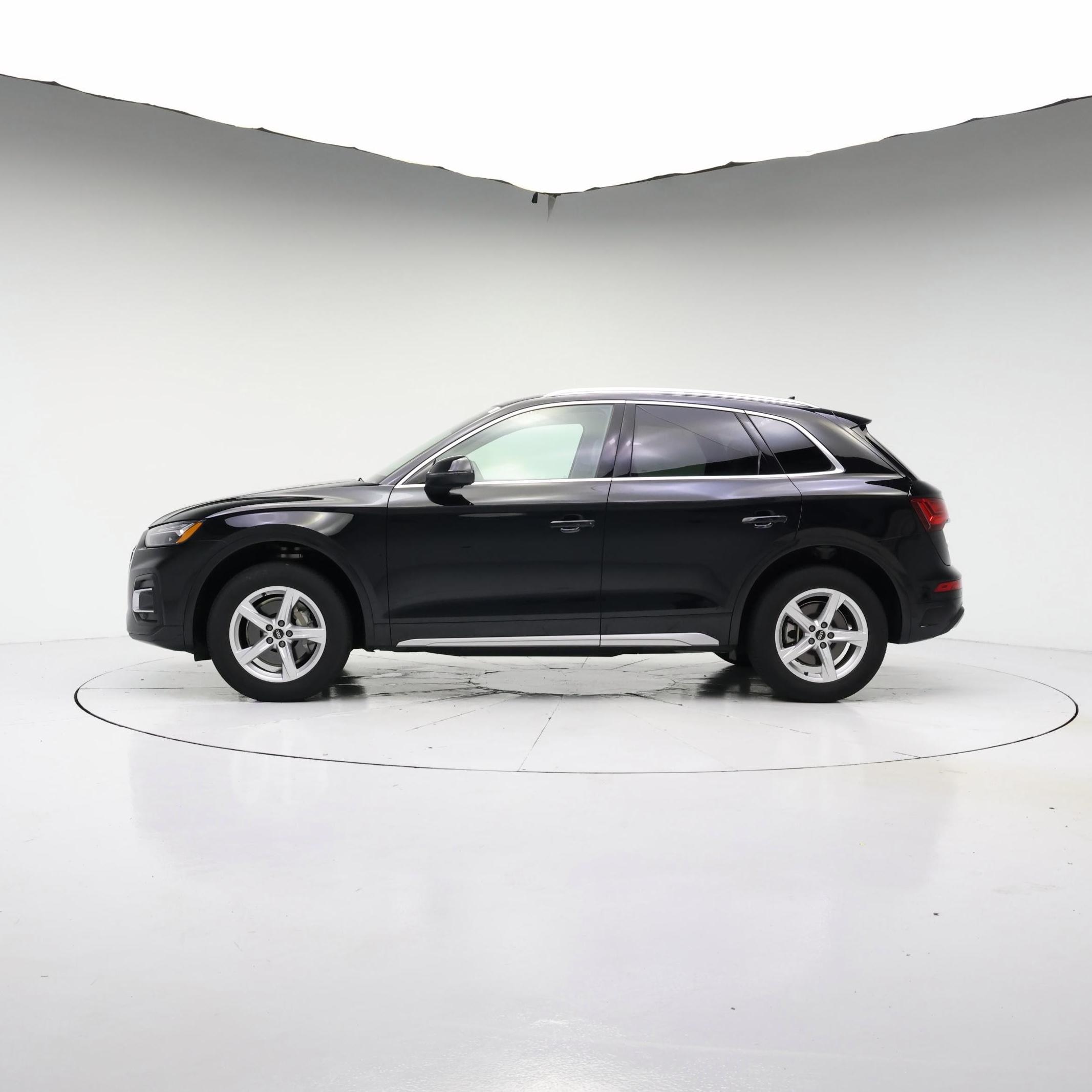 Thumbnail: 2022 Audi Q5 - 3