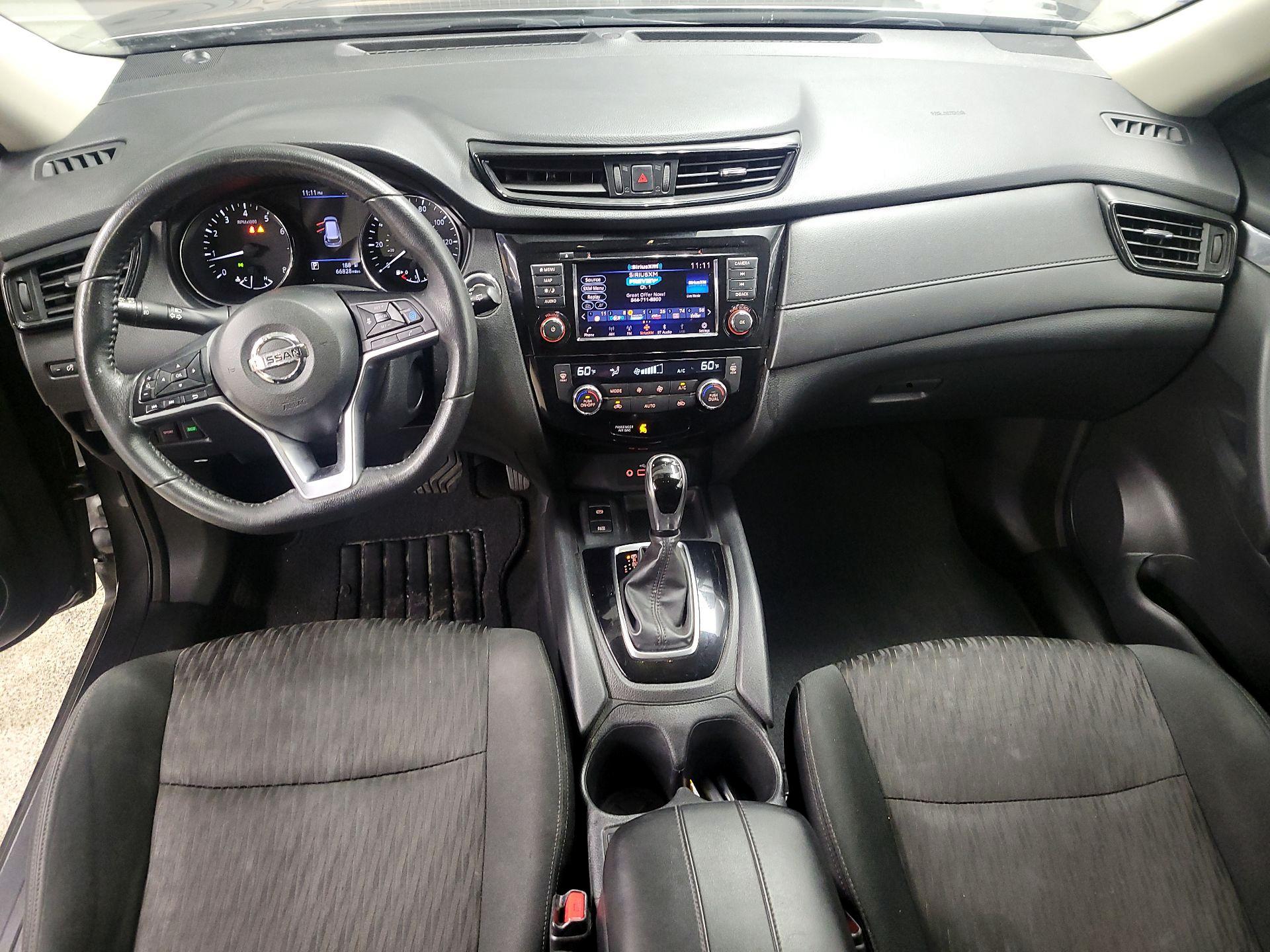 Thumbnail: 2019 Nissan Rogue - 9