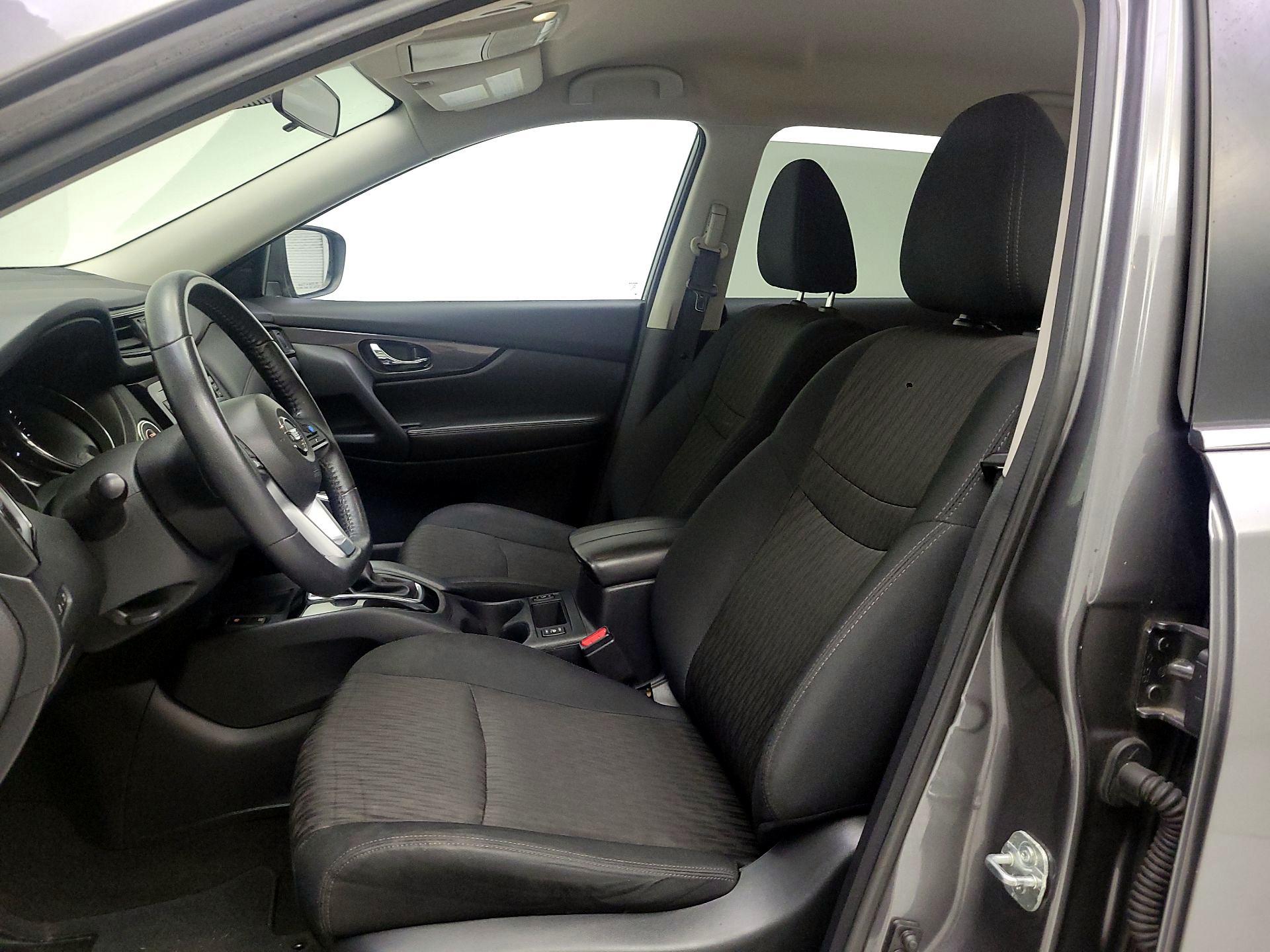 Thumbnail: 2019 Nissan Rogue - 11