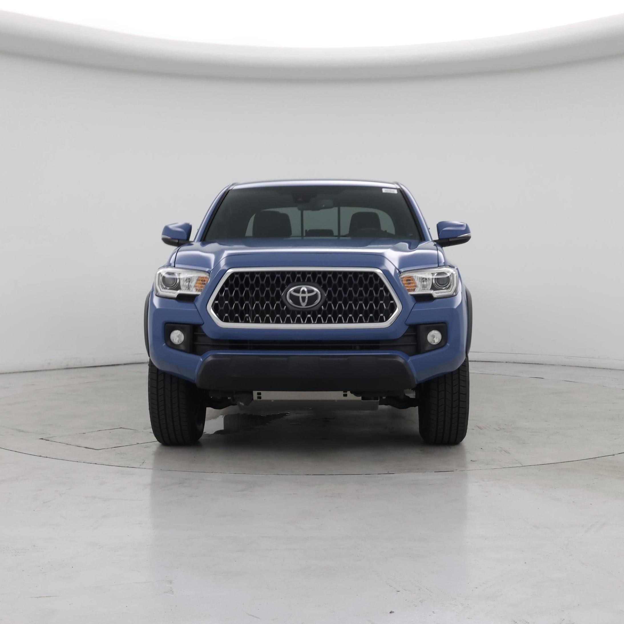 Thumbnail: 2019 Toyota Tacoma - 5
