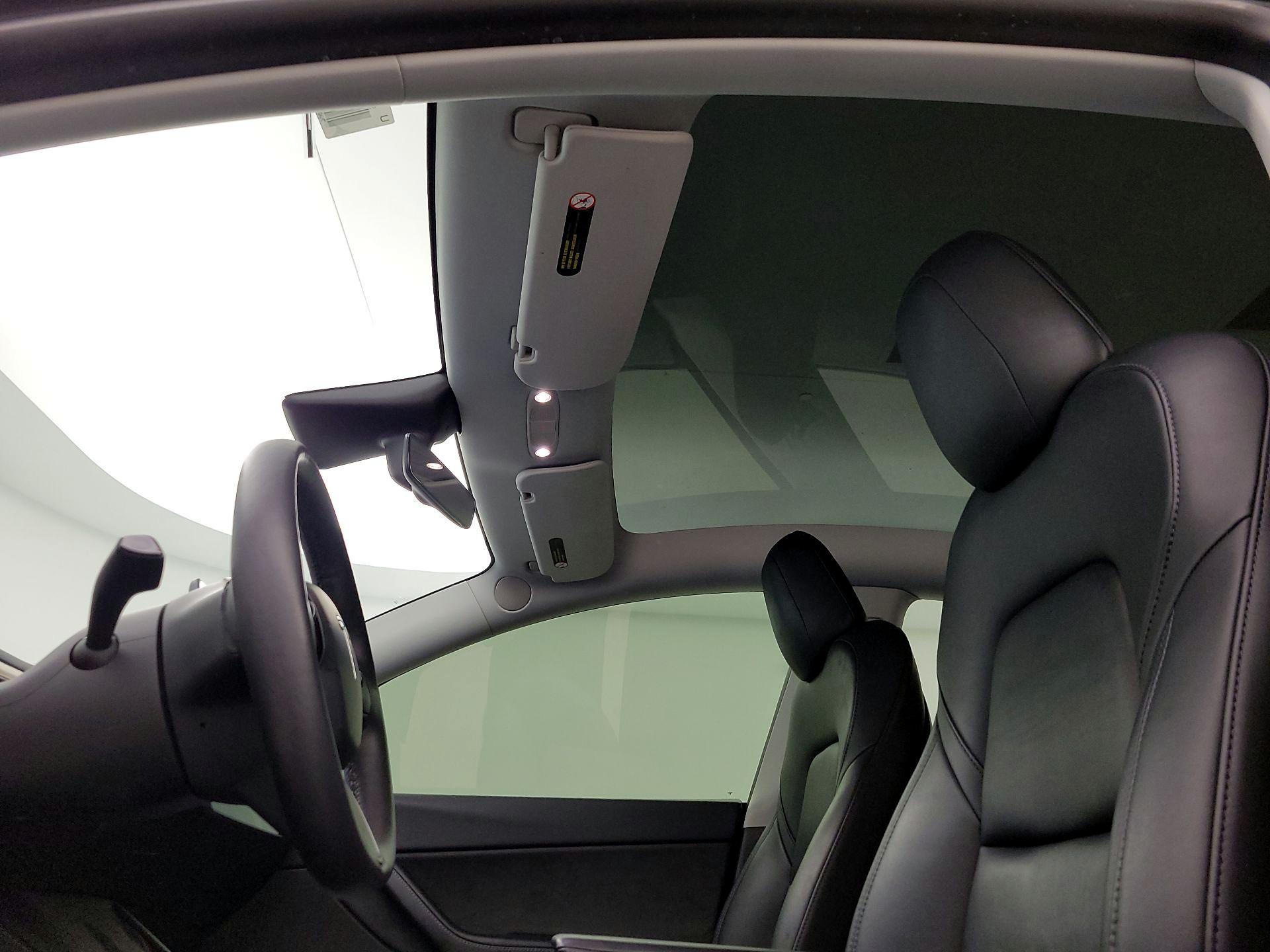 Thumbnail: 2021 Tesla Model Y - 19
