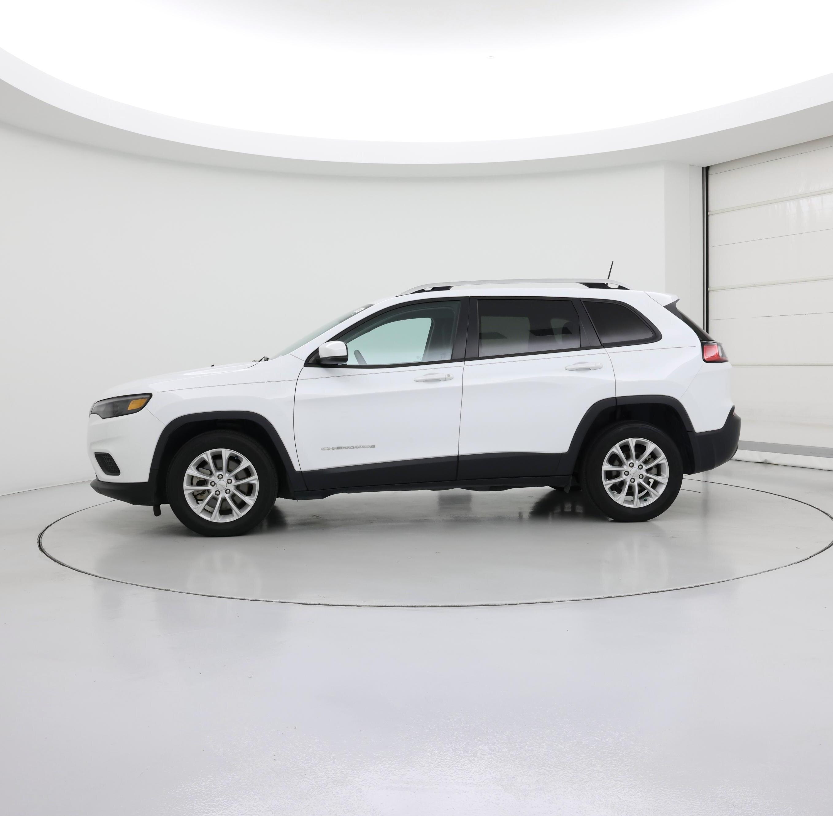 Thumbnail: 2021 Jeep Cherokee - 3
