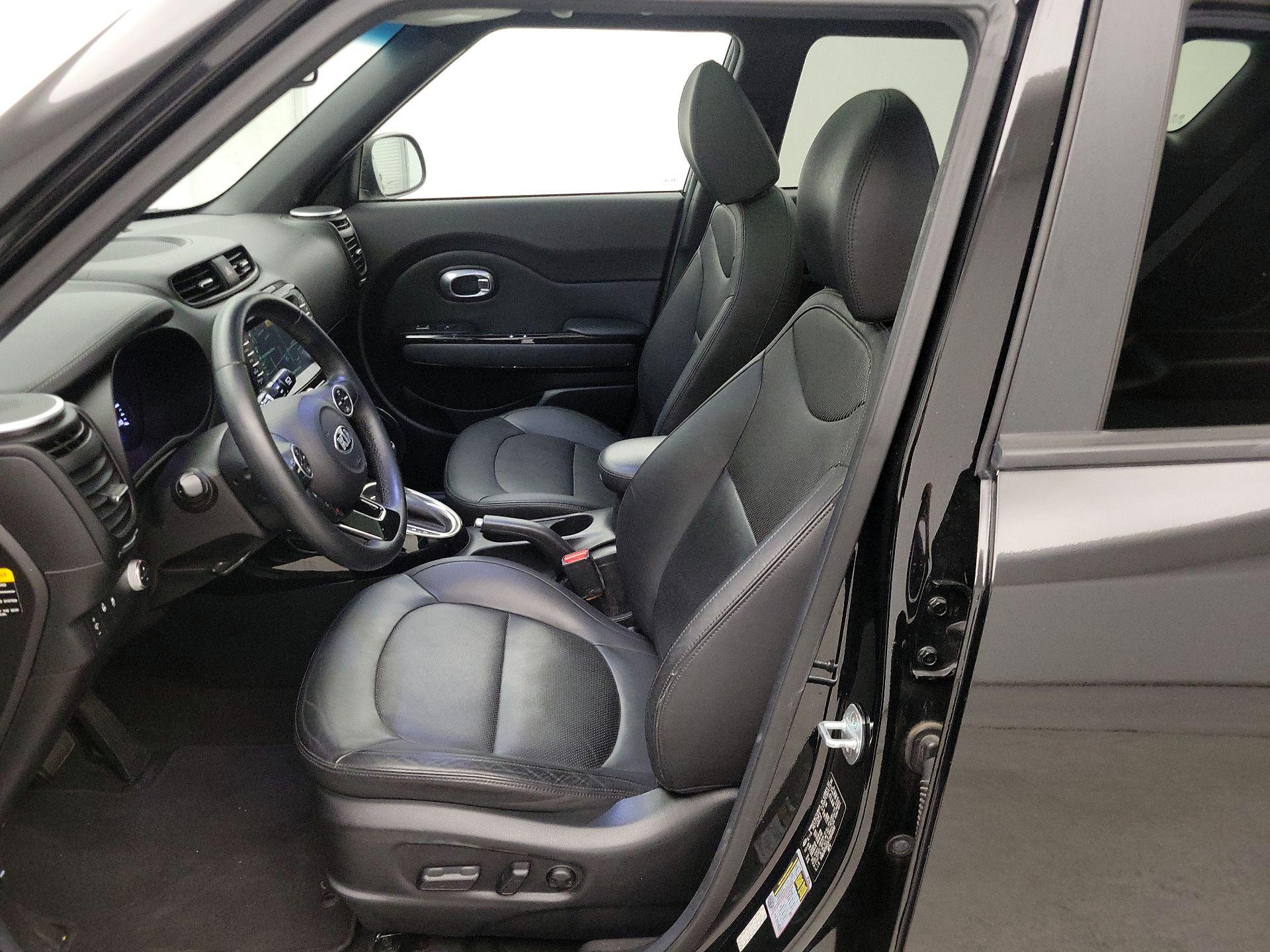 Thumbnail: 2015 Kia Soul - 11