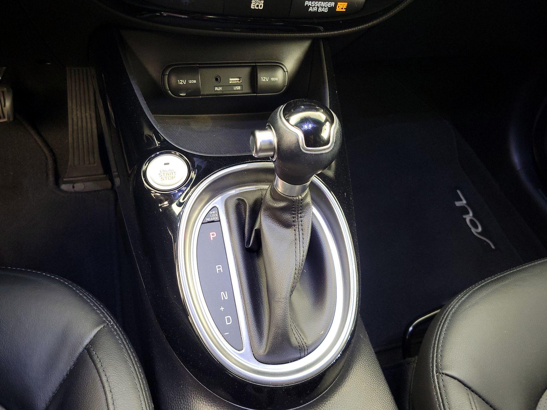 Thumbnail: 2015 Kia Soul - 18