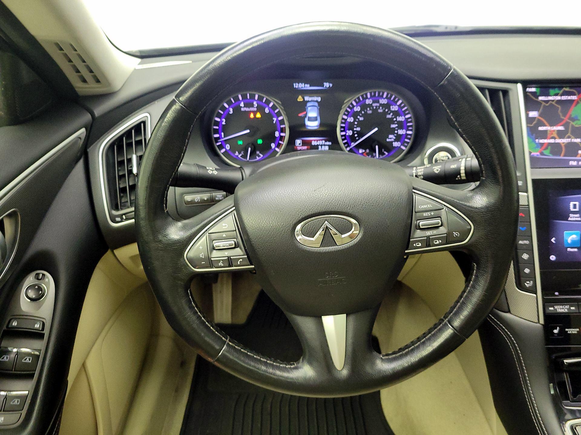 Thumbnail: 2015 INFINITI Q50 - 10