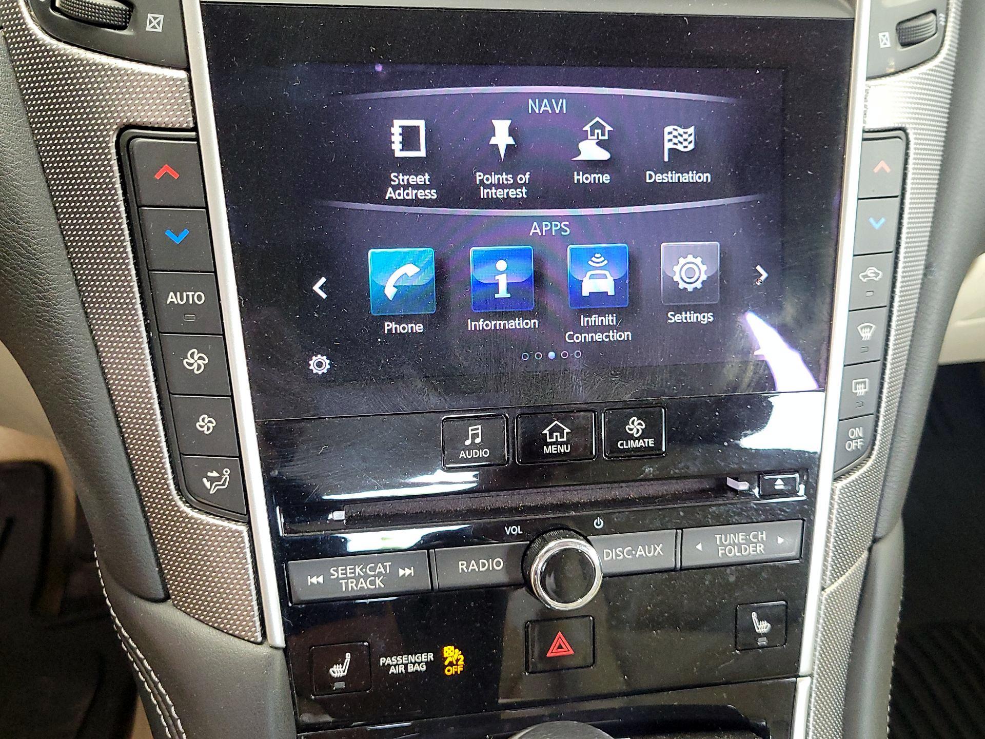 Thumbnail: 2015 INFINITI Q50 - 17