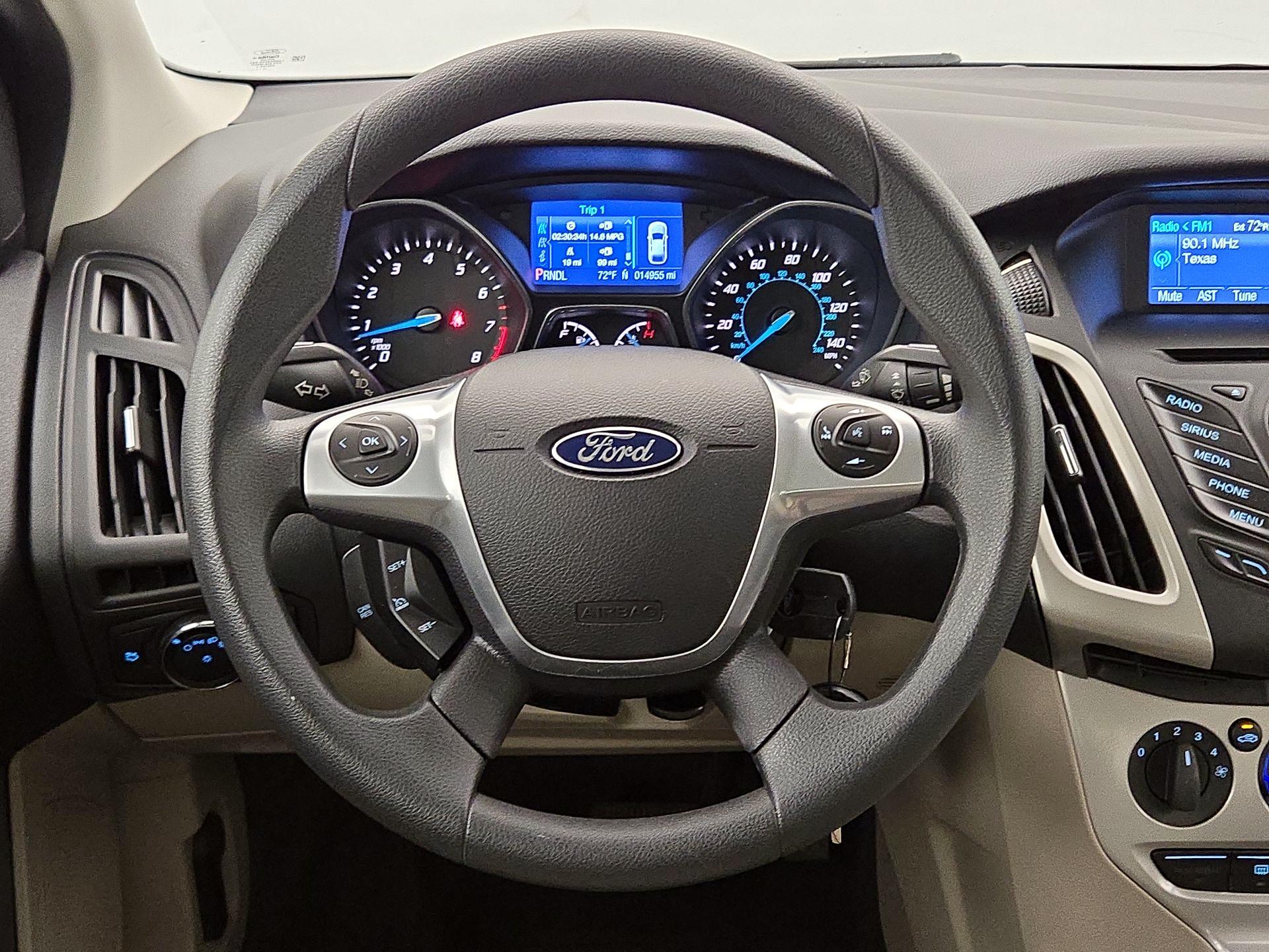 Thumbnail: 2014 Ford Focus - 10