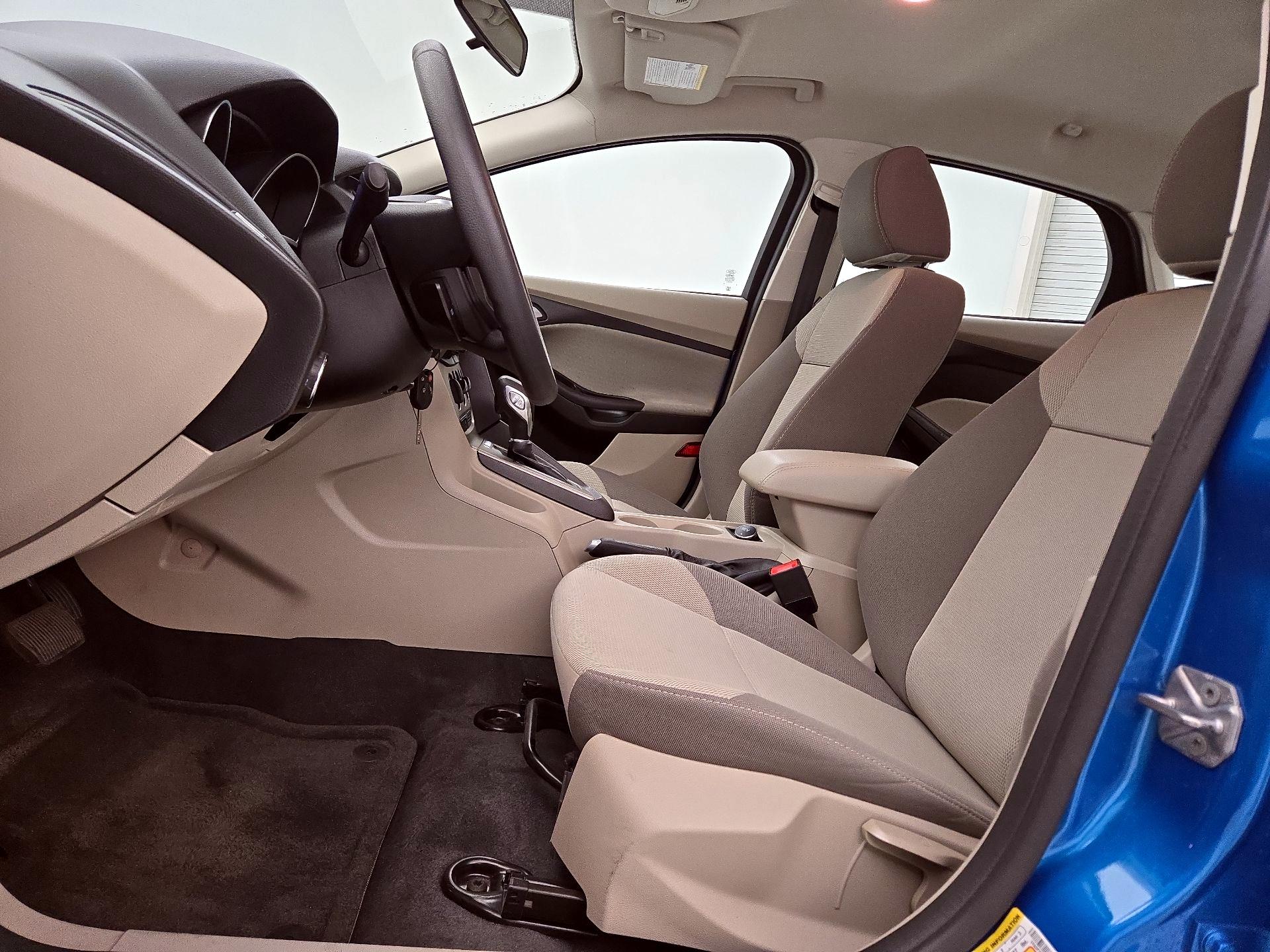 Thumbnail: 2014 Ford Focus - 11