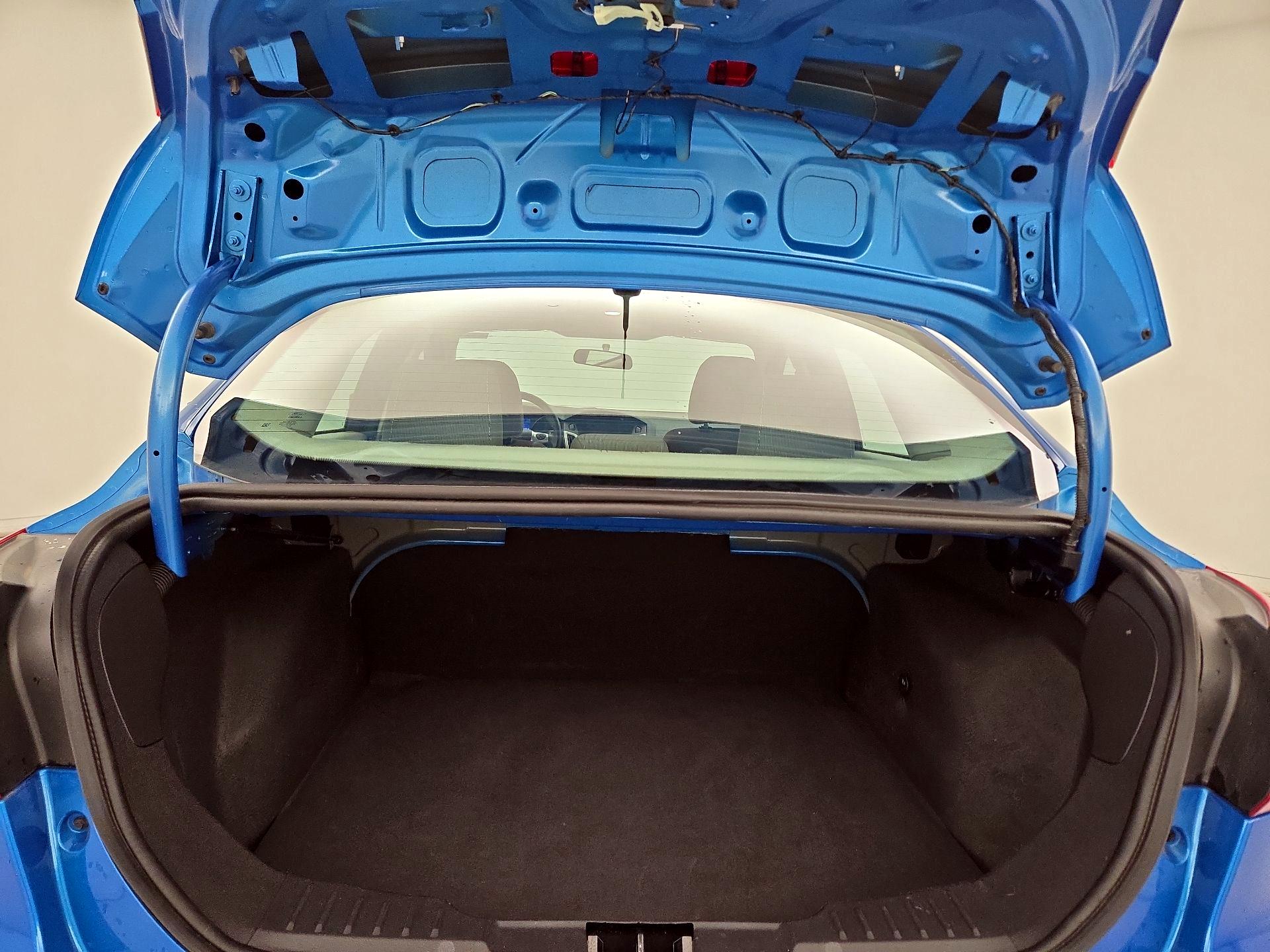 Thumbnail: 2014 Ford Focus - 19