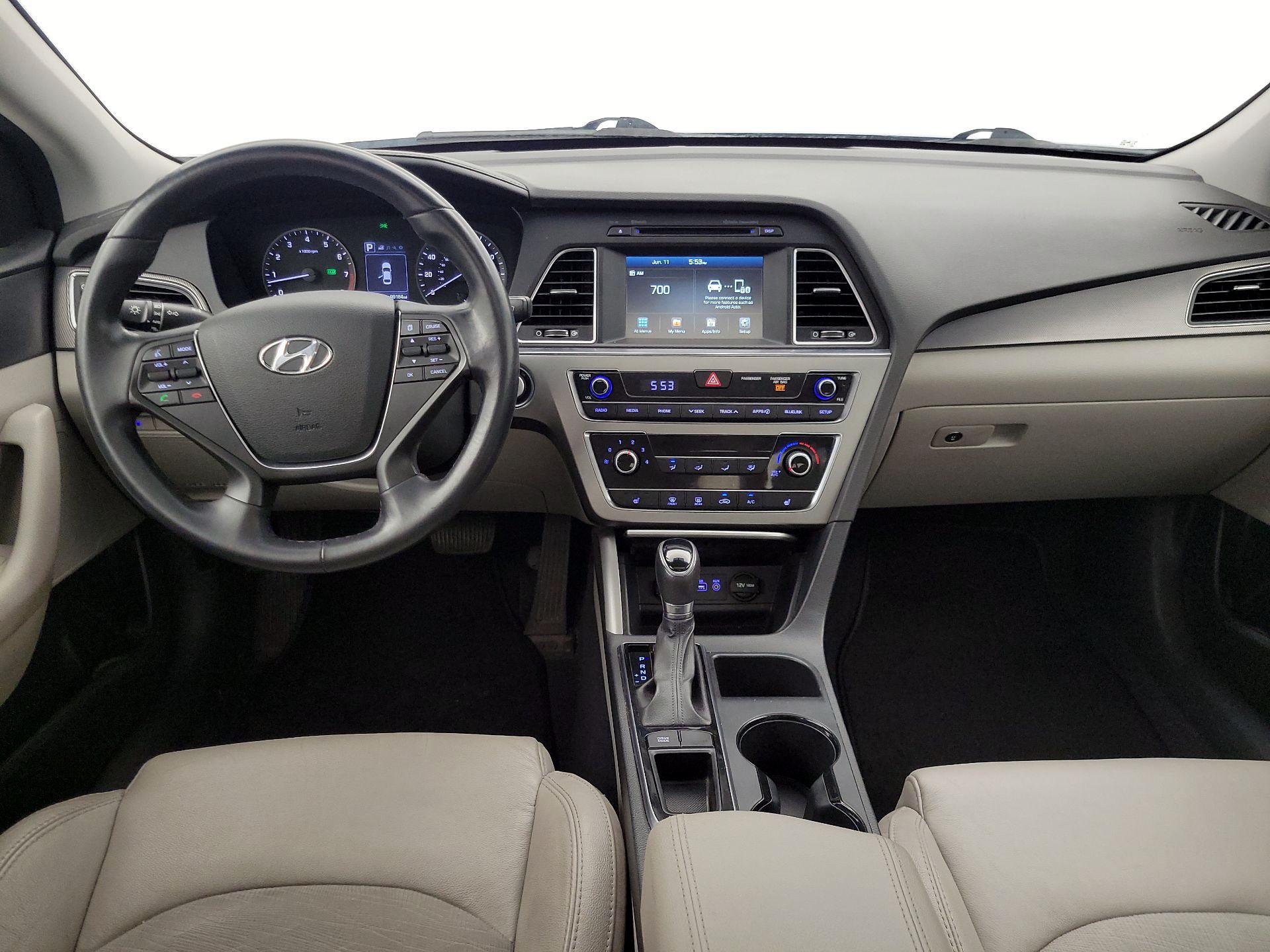Thumbnail: 2016 Hyundai Sonata - 9