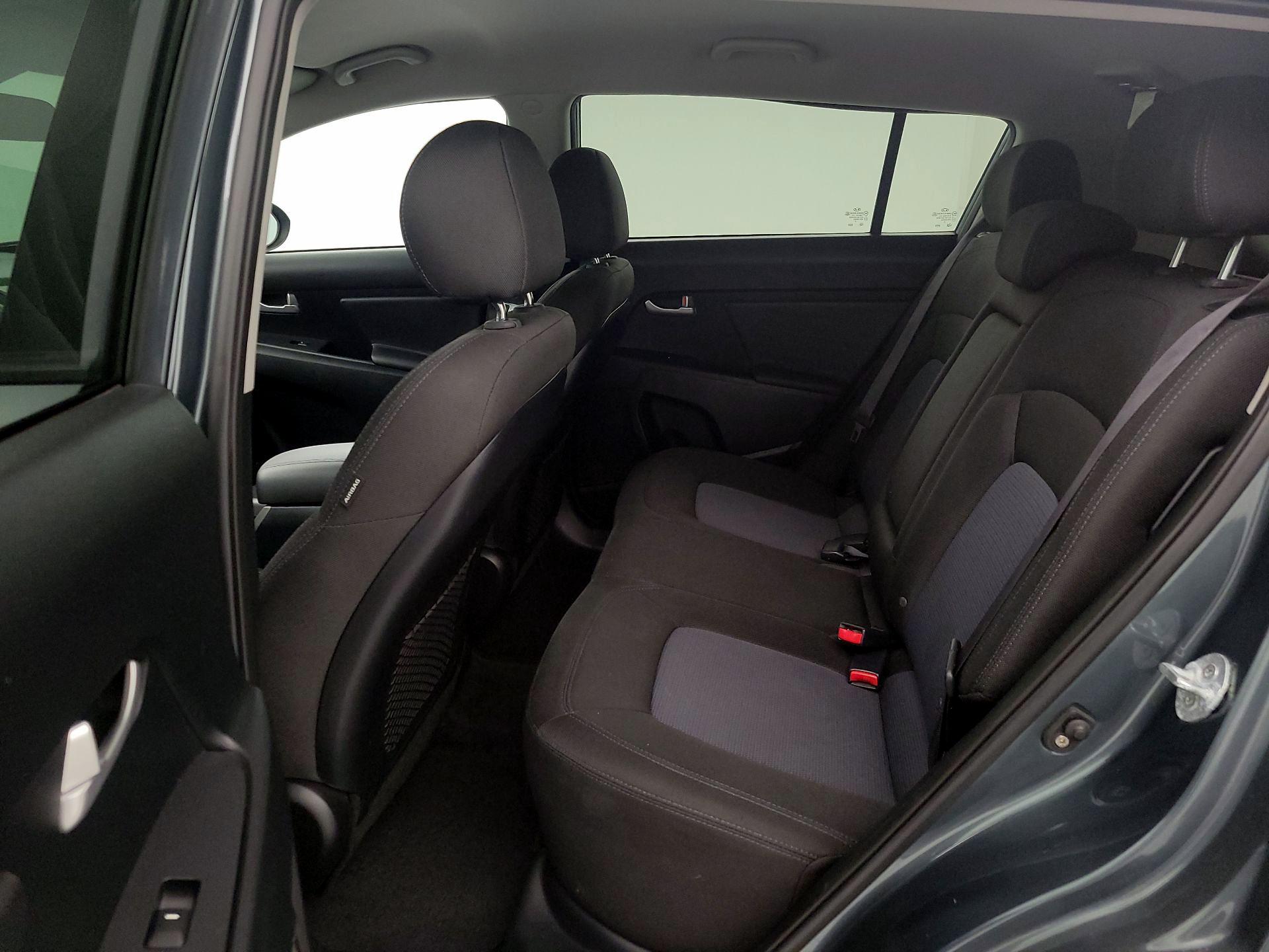 Thumbnail: 2014 Kia Sportage - 18