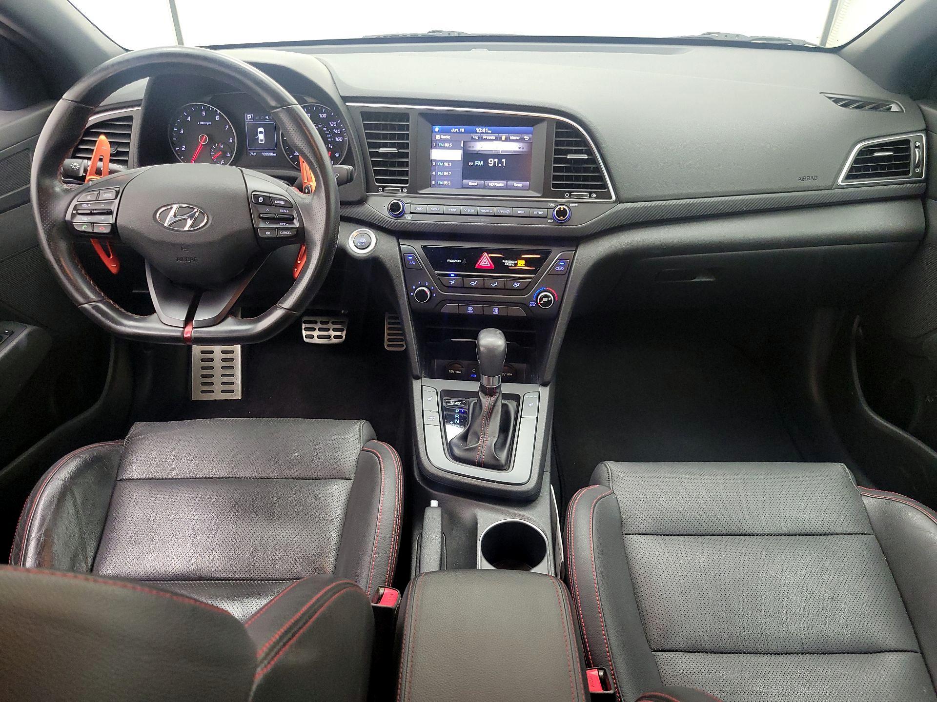 Thumbnail: 2017 Hyundai Elantra - 9