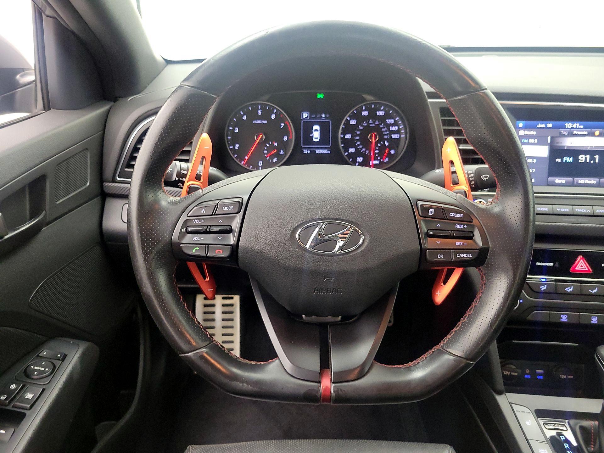Thumbnail: 2017 Hyundai Elantra - 10