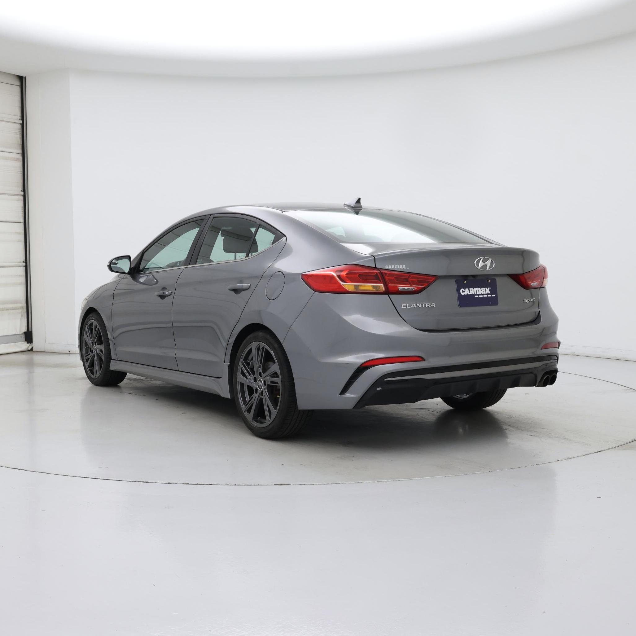 Thumbnail: 2017 Hyundai Elantra - 2