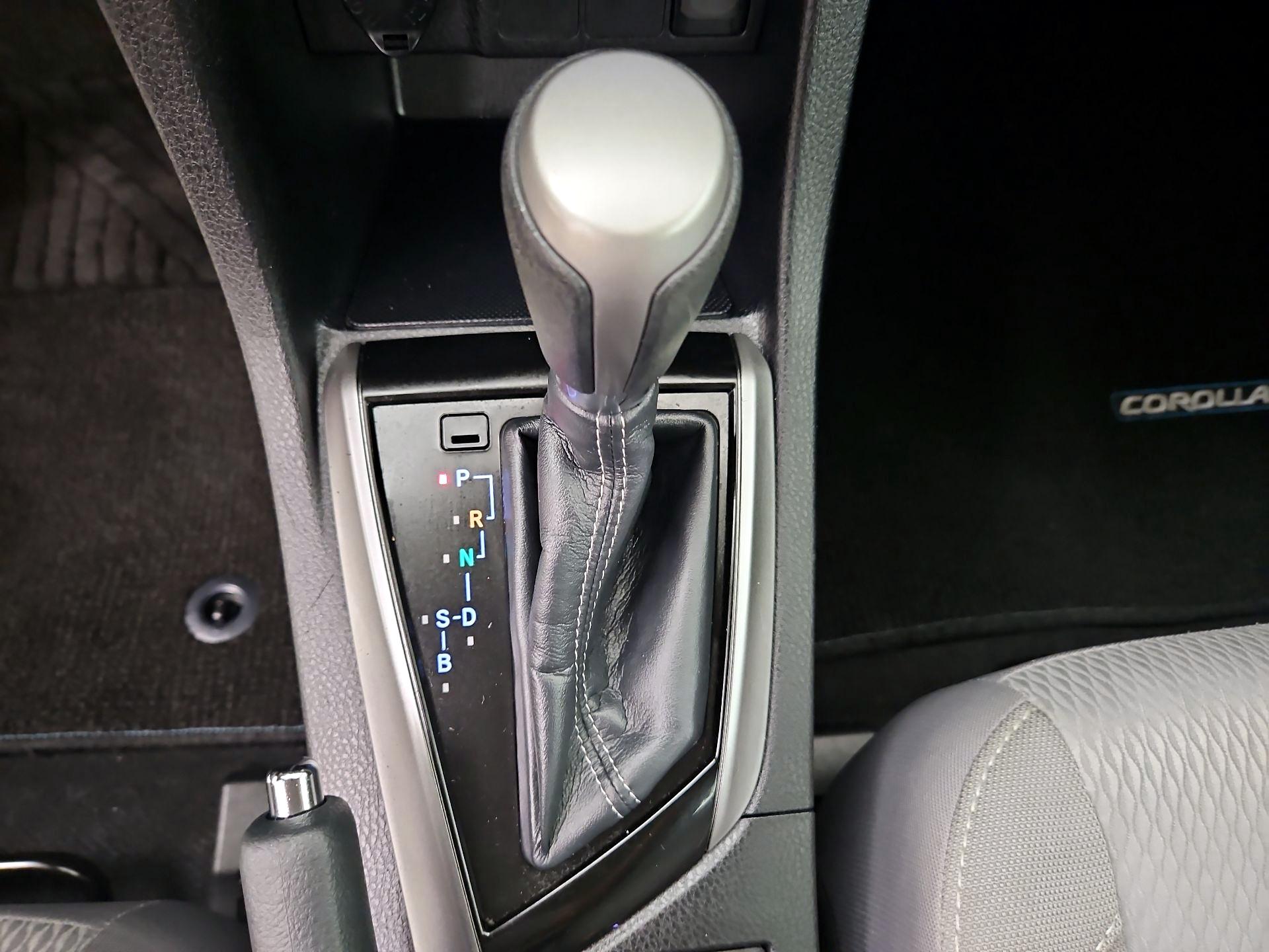 Thumbnail: 2016 Toyota Corolla - 17