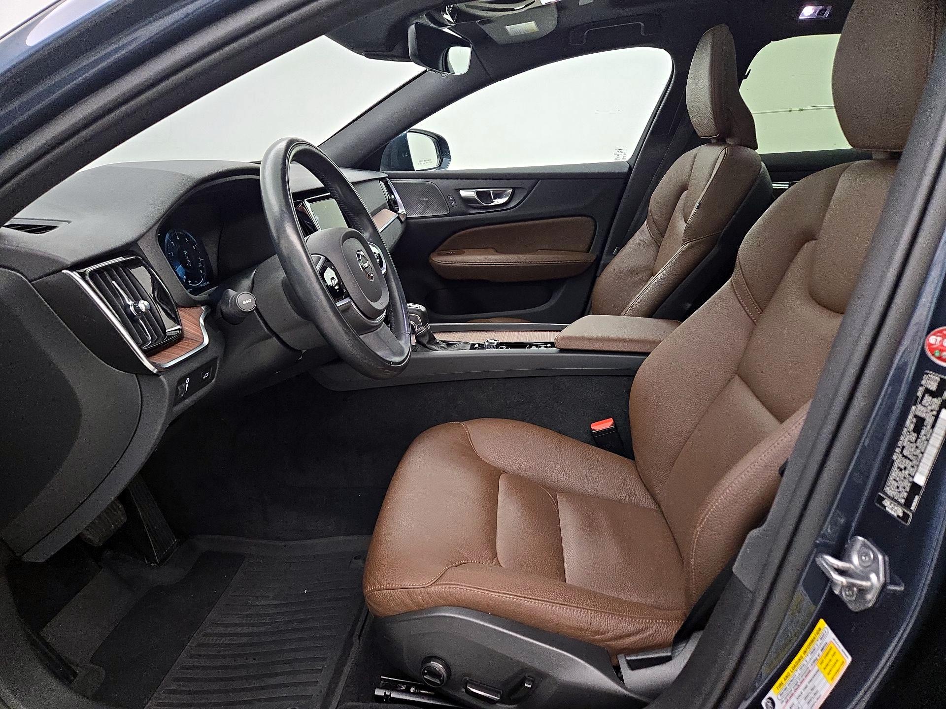 Thumbnail: 2021 Volvo S60 - 11