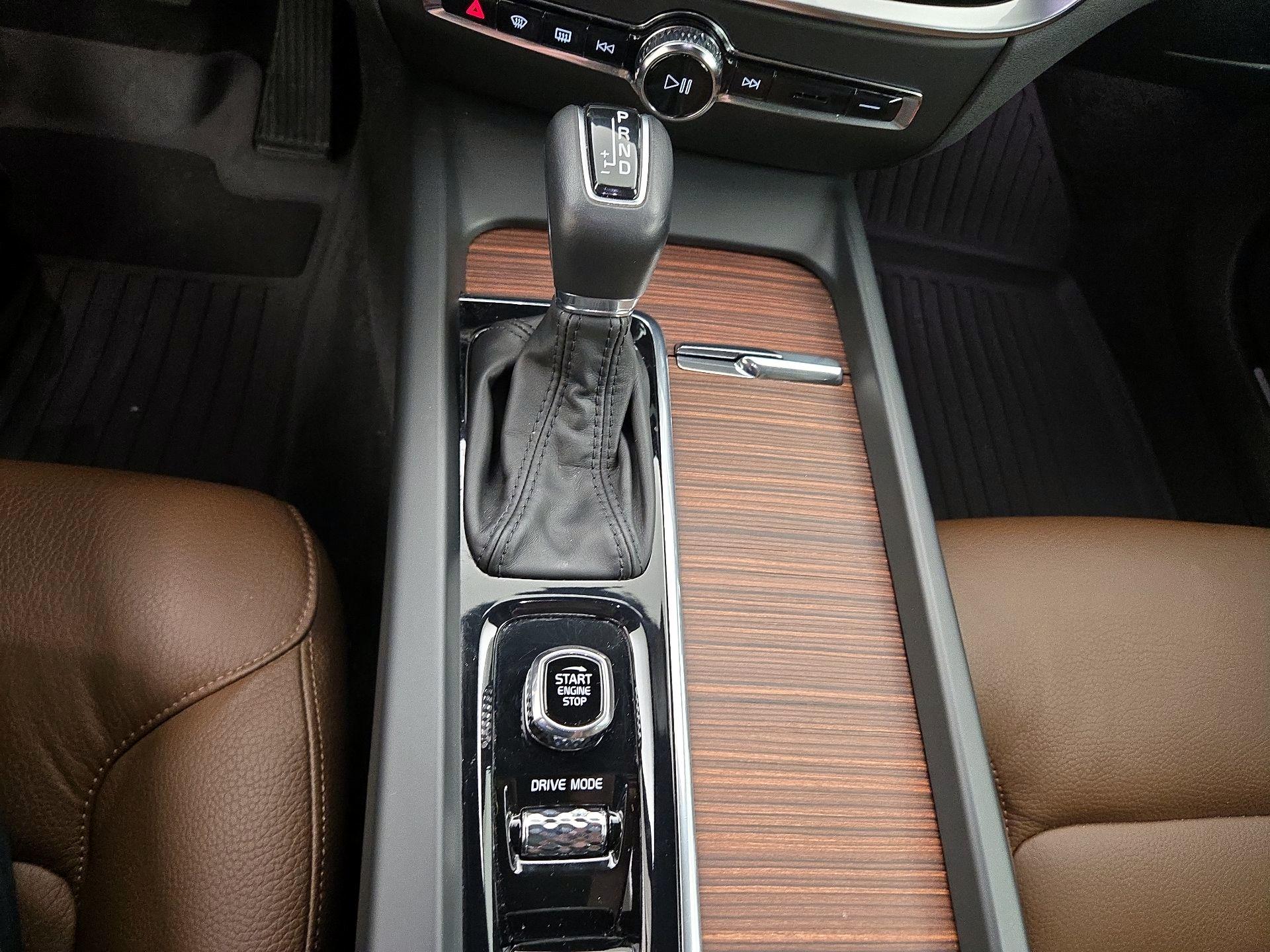 Thumbnail: 2021 Volvo S60 - 18