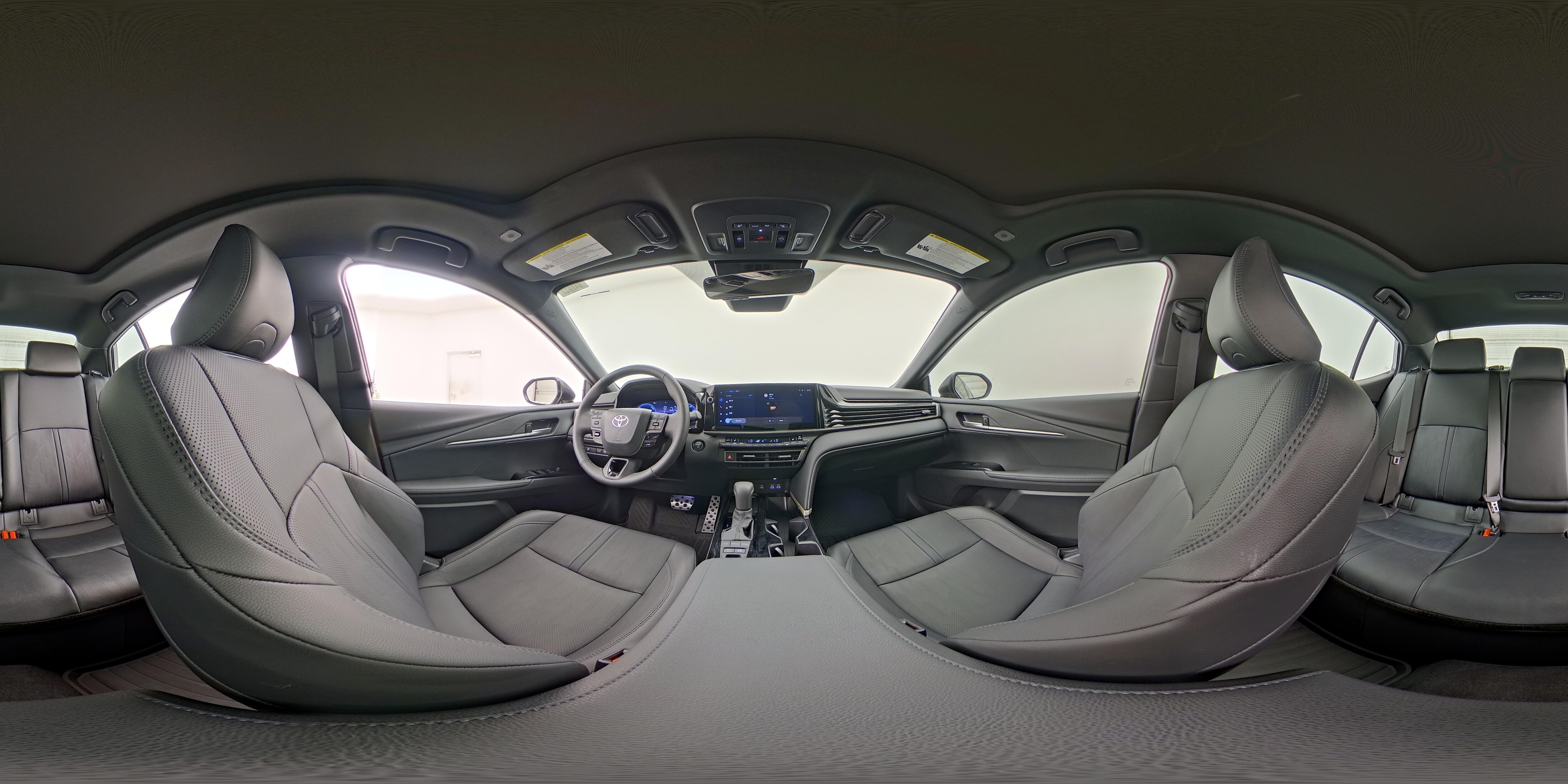 2026 Toyota Camry XSE - Photo 26